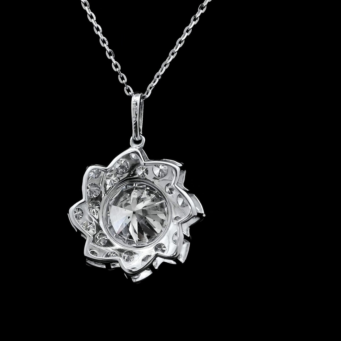 2.93 Carats Lab Grown Diamond 14K Gold Pendant