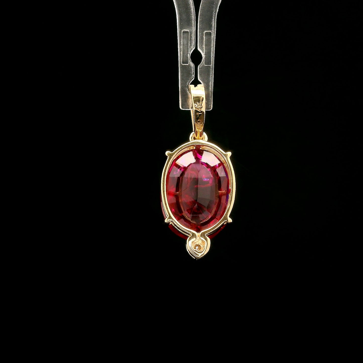 4.92 Ct Oval Mixed Cut Lab Grown Ruby 14K Gold Pendant
