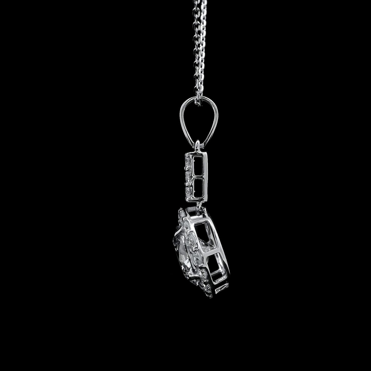 2.04 Carats Lab Grown Diamond 14K Gold Pendant