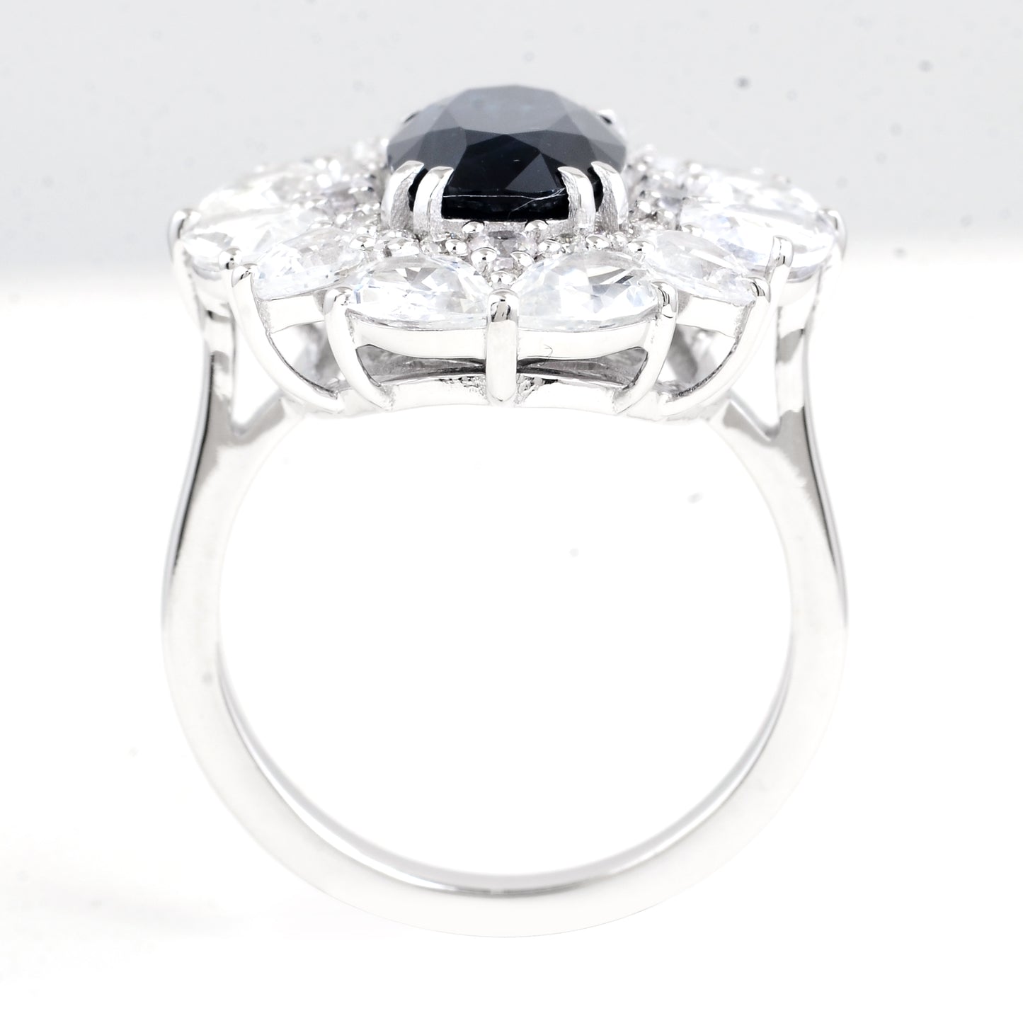 8.02 Carats Sapphire 14K Gold Ring