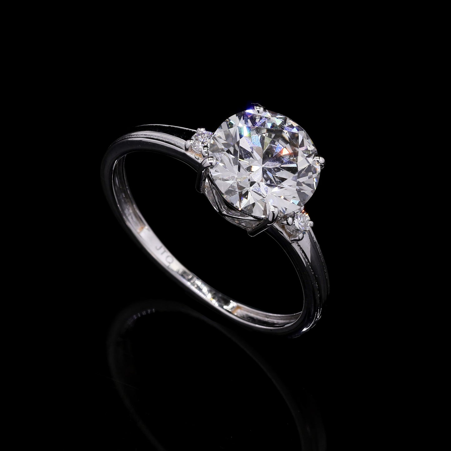 2.16 Carats Lab Grown Diamond 14K Gold Ring