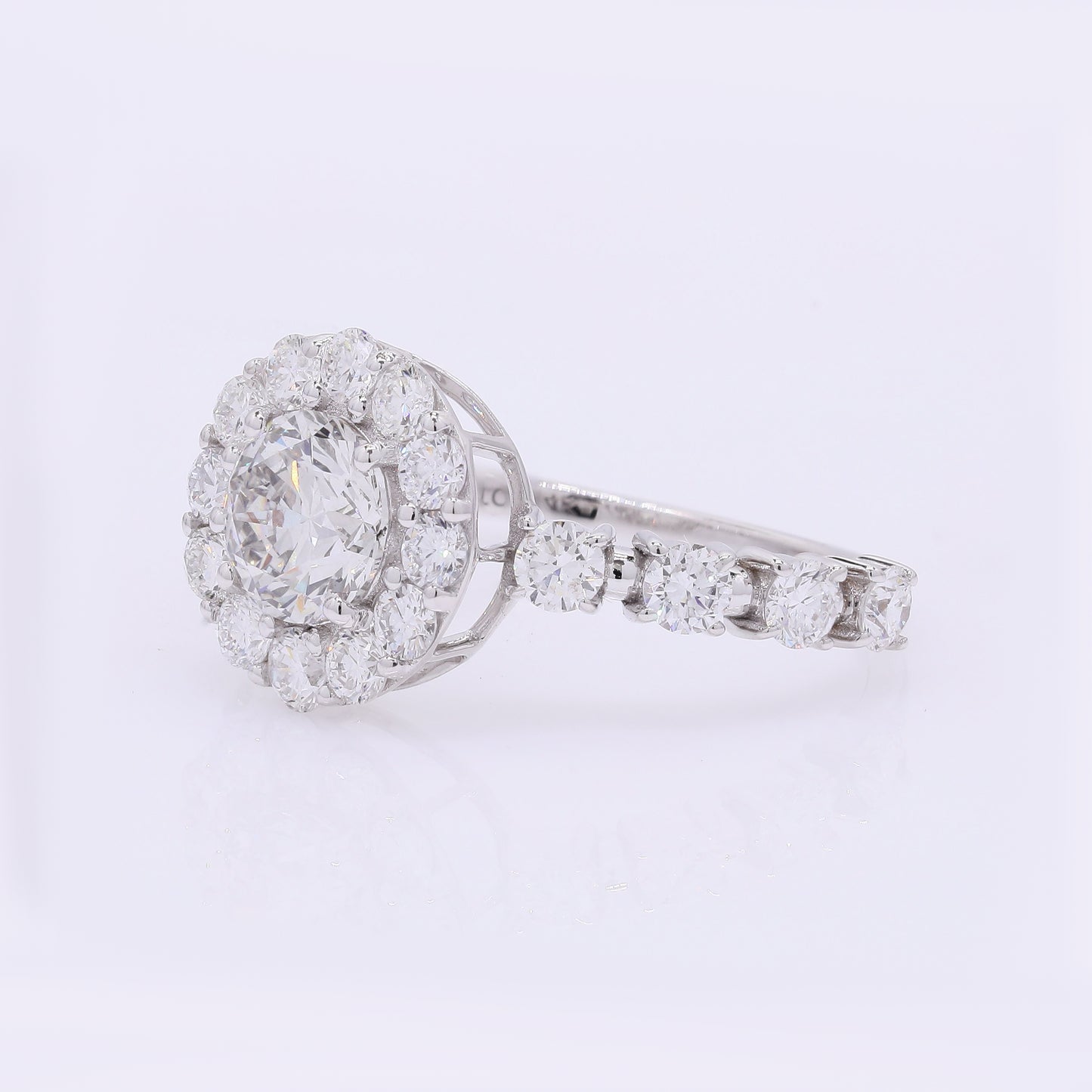 2.29 Carats Lab Grown Diamond 14K Gold Ring
