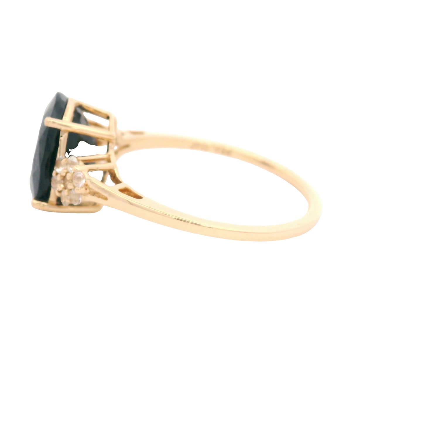 3.59 Ct Oval Sapphire 14K Gold Ring