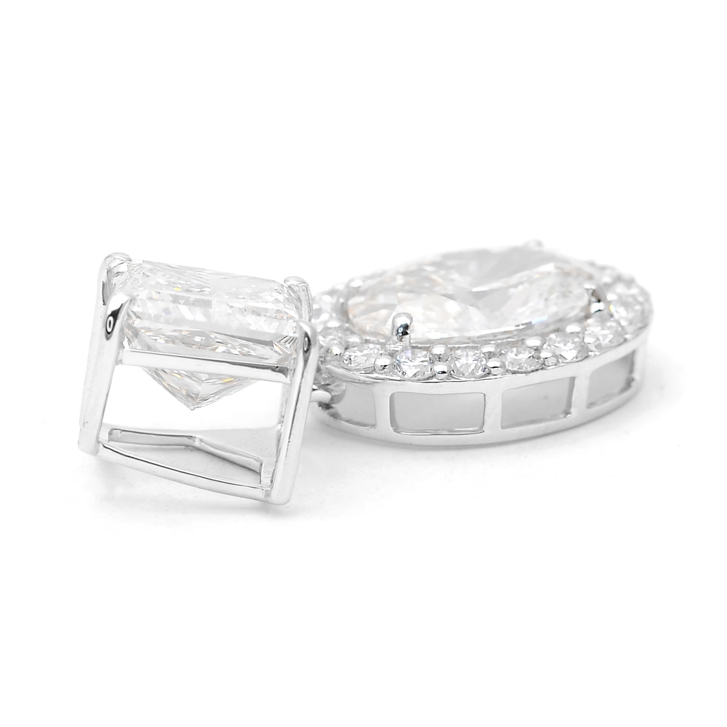 4.02 Carats Lab Grown Diamond 14K Gold Pendant