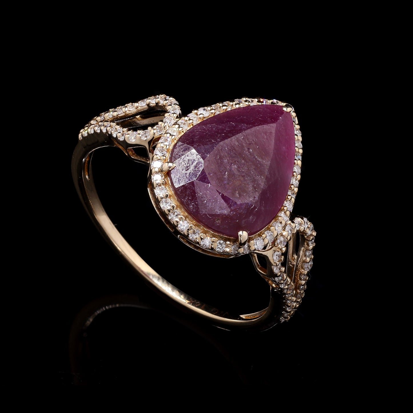 2.55 Ct Pear Mixed Cut Natural Ruby 14K Gold Ring