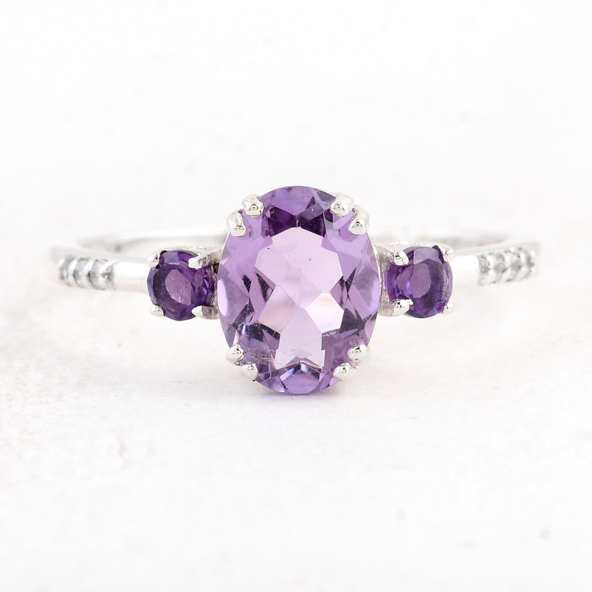 2.04 Ct Oval Amethyst 925 Sterling Silver Ring