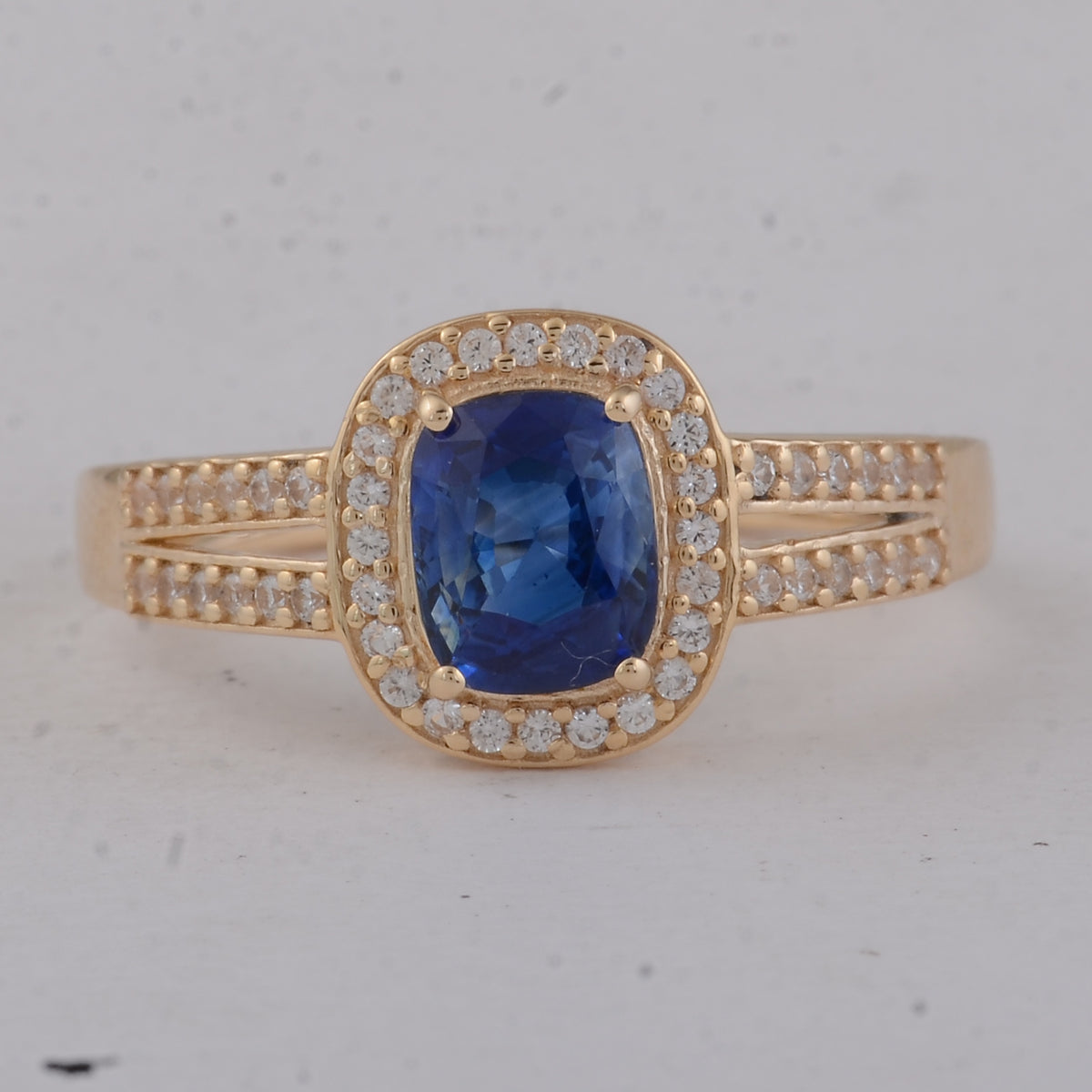 1.27 Ct Cushion Sapphire 9K Gold Ring