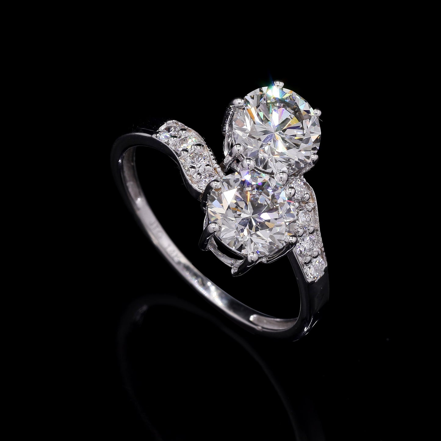 2.37 Carats Lab Grown Diamond 14K Gold Ring