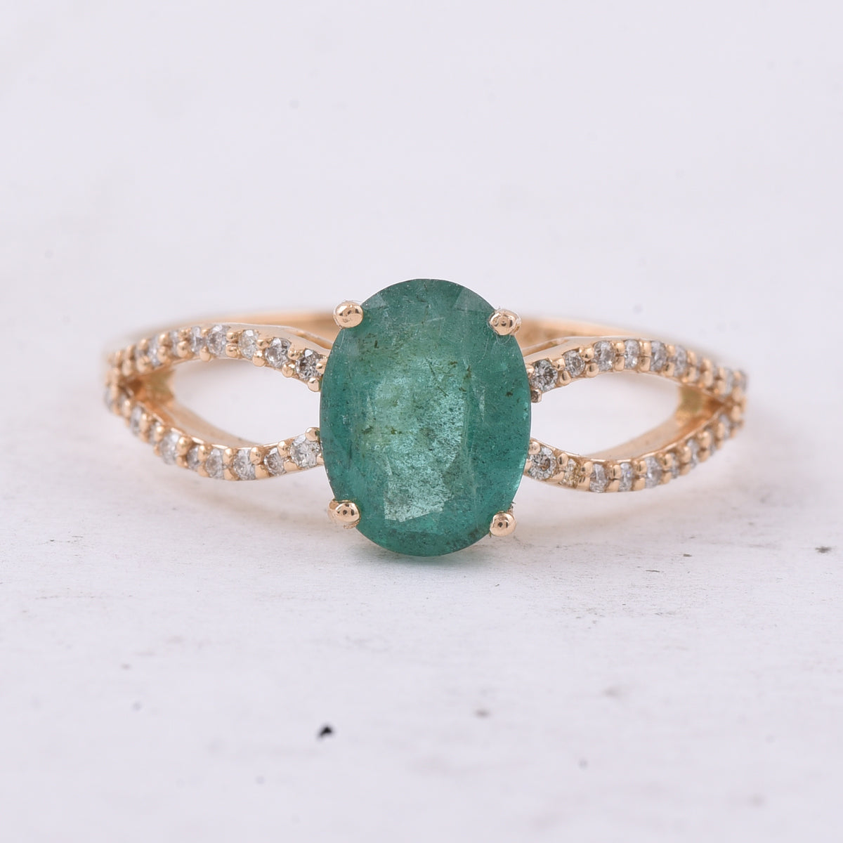 1.34 Ct Oval Natural Emerald 14K Gold Ring