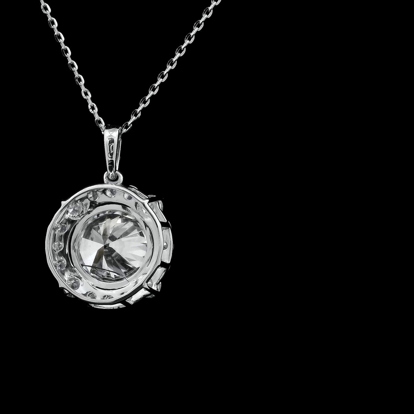 3.09 Carats Lab Grown Diamond 14K Gold Pendant