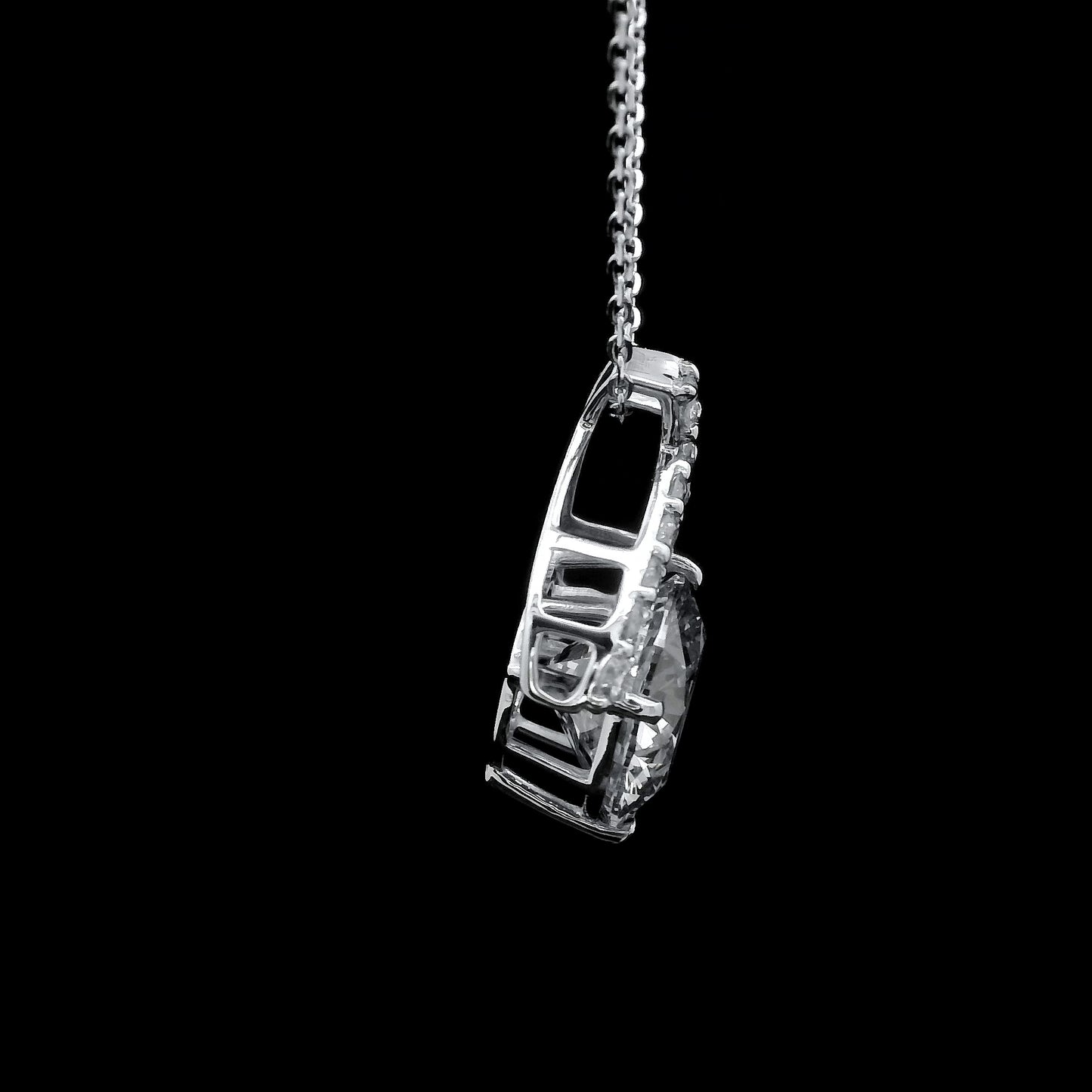 3.46 Carats Lab Grown Diamond 14K Gold Pendant