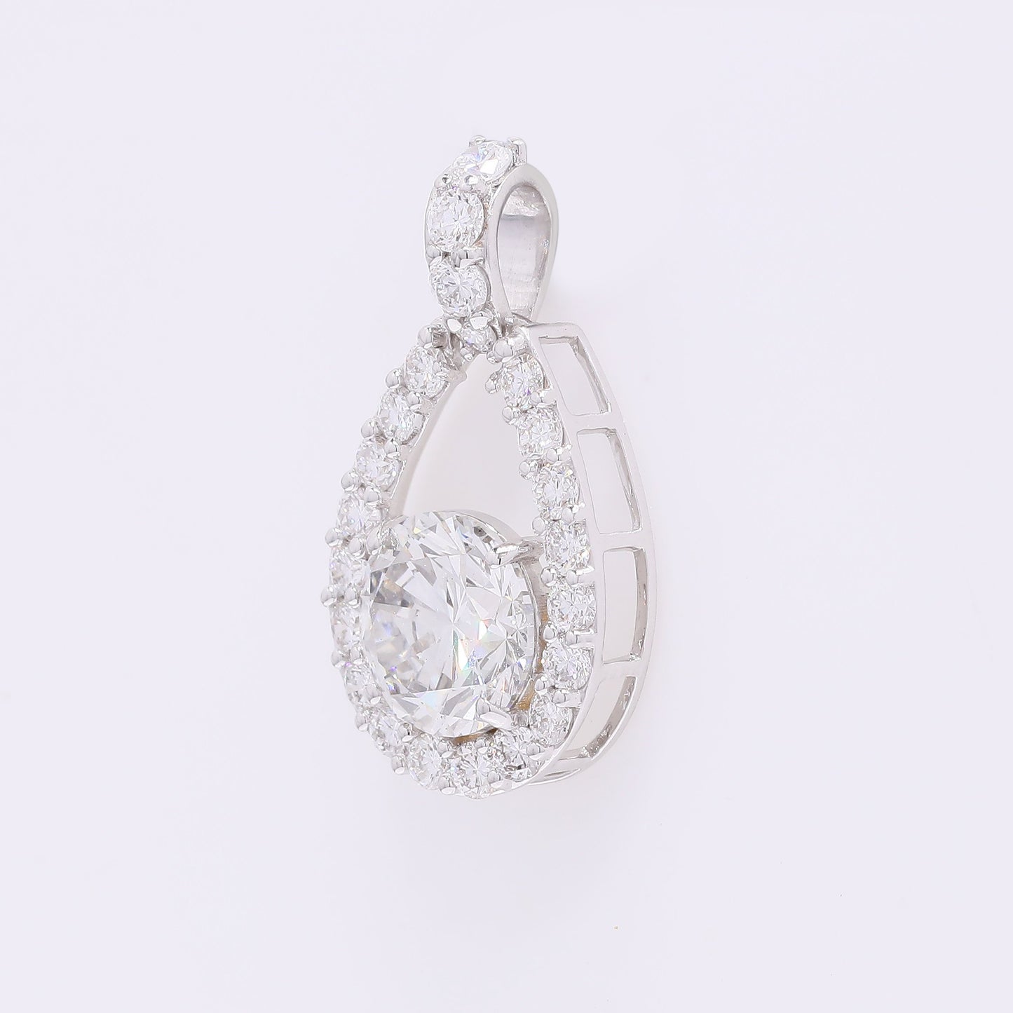 2.16 Carats Lab Grown Diamond 14K Gold Pendant