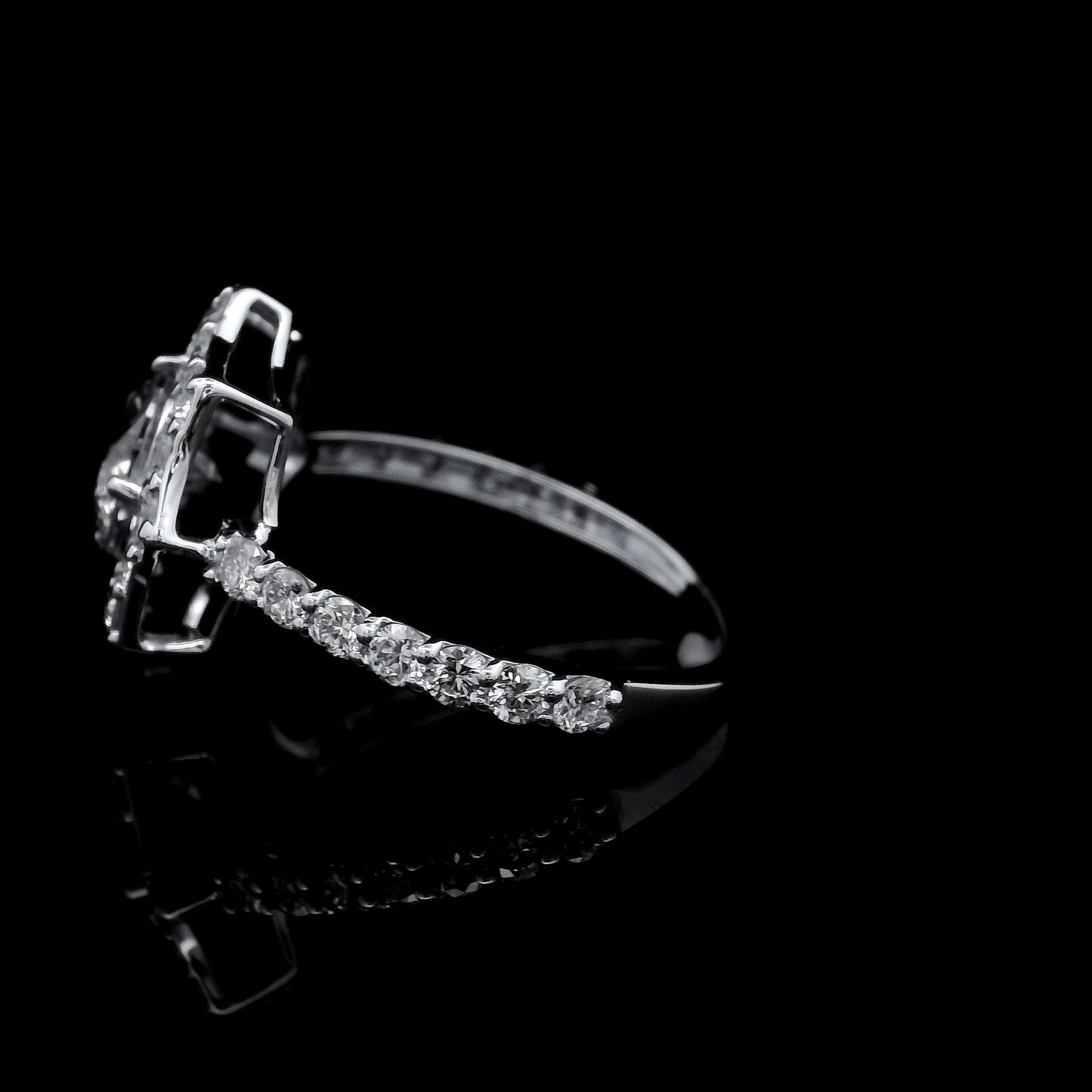 2.05 Carats Lab Grown Diamond 14K Gold Ring