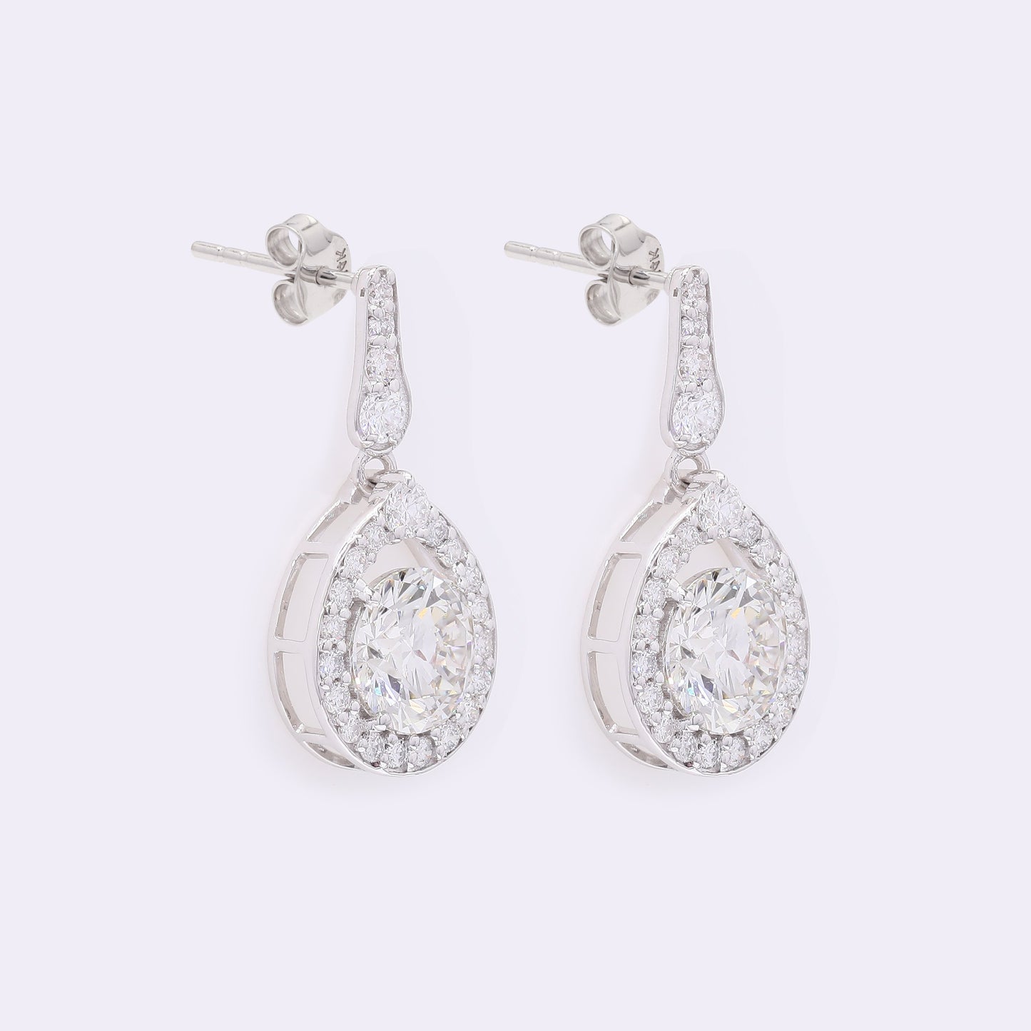 3.79 Carats Lab Grown Diamond 14K Gold Earrings