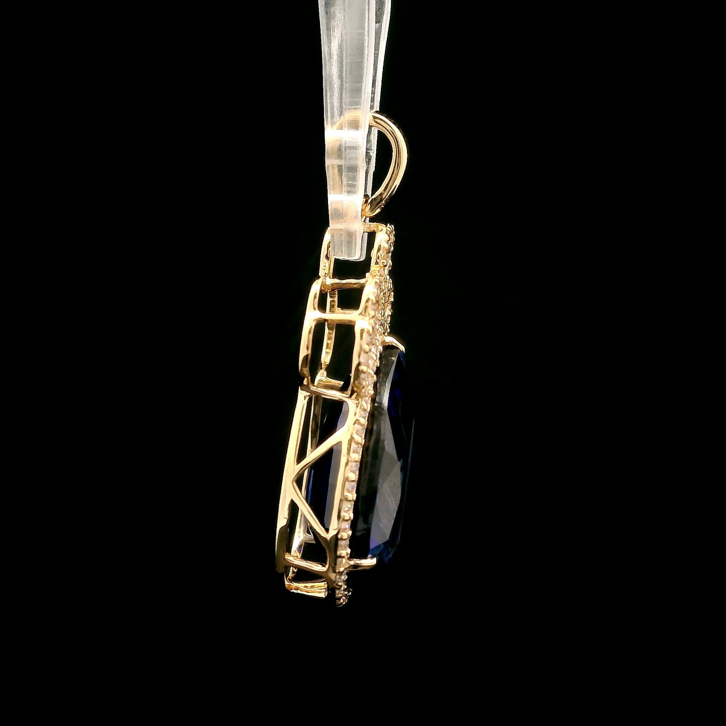 6.50 Ct Pear Mixed Cut Lab Grown Sapphire 14K Gold Pendant