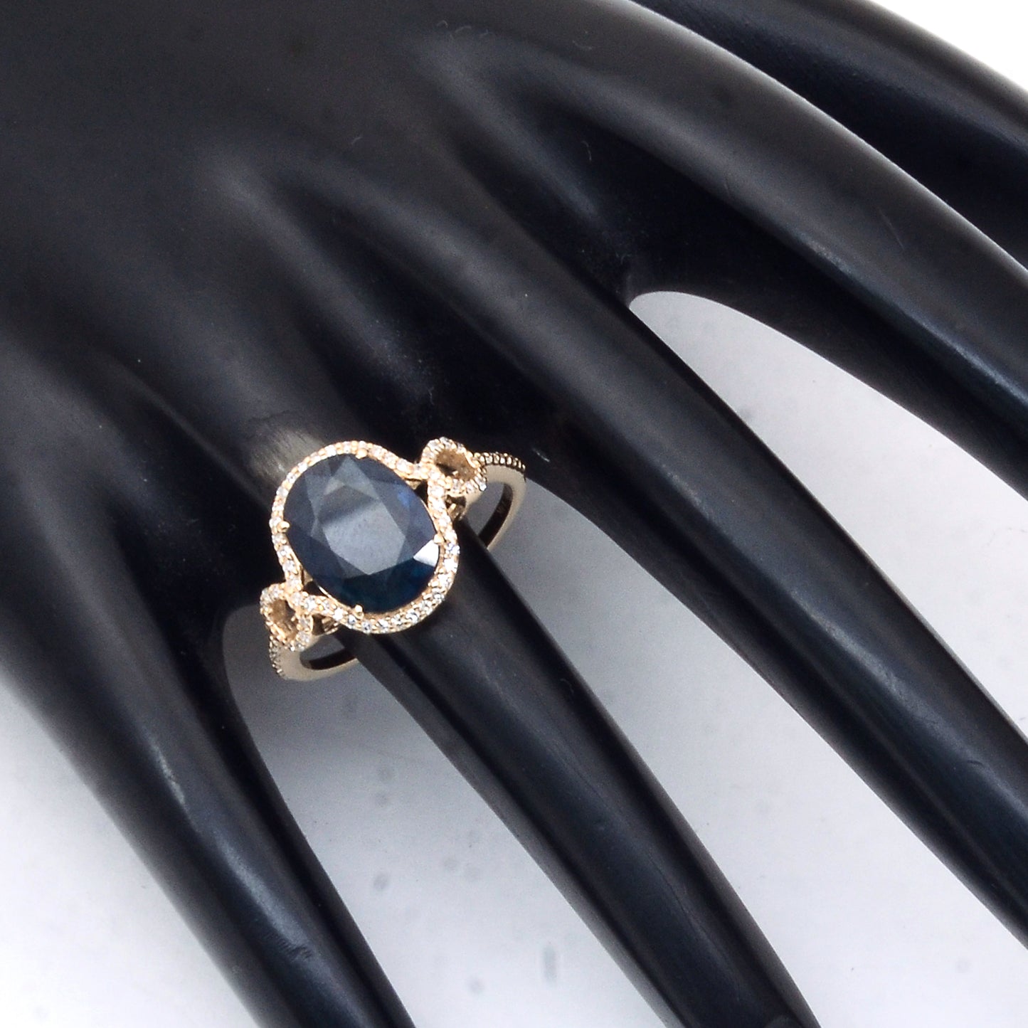 3.46 Ct Oval Mixed Cut Natural Sapphire 14K Gold Ring