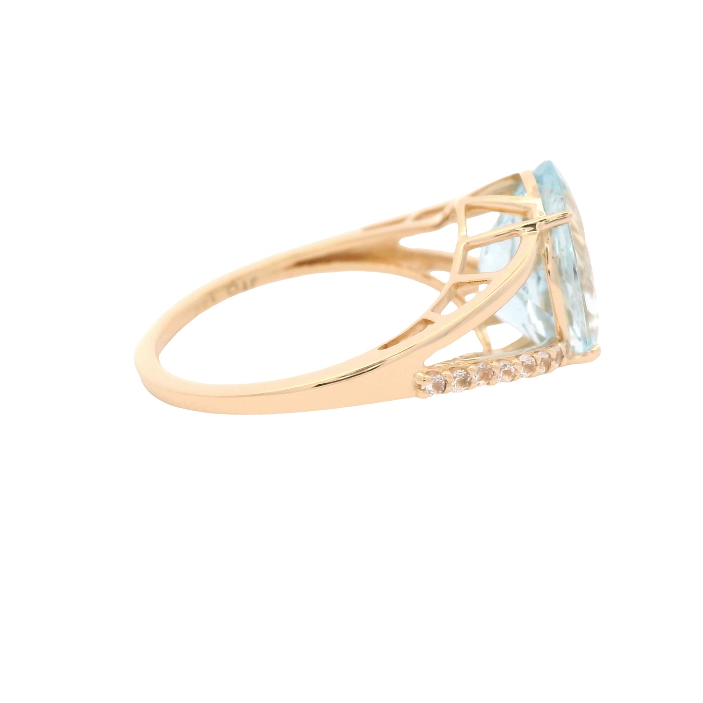 3.58 Ct Oval Aquamarine 14K Gold Ring
