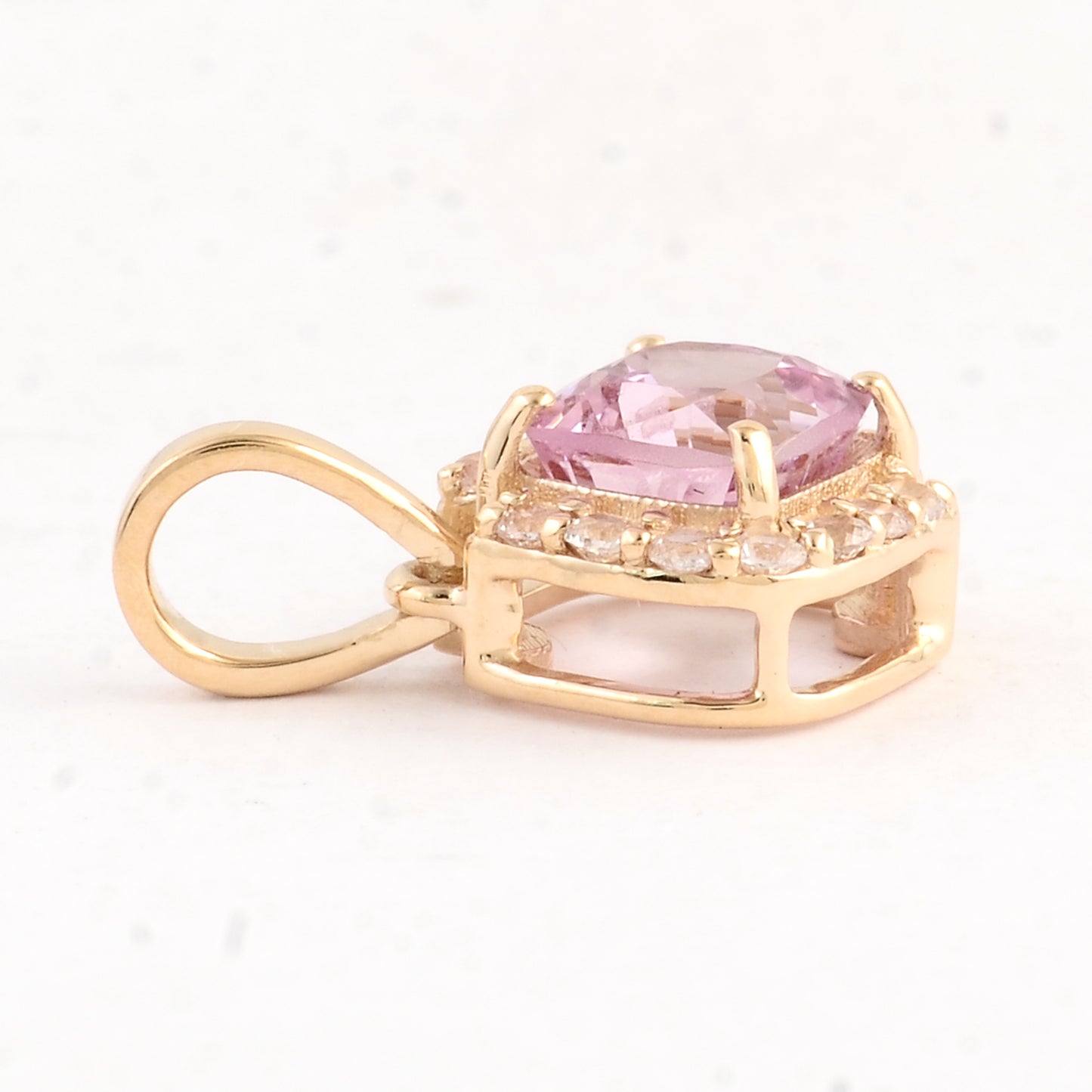 1.02 Ct Square Spinel 14K Gold Pendant