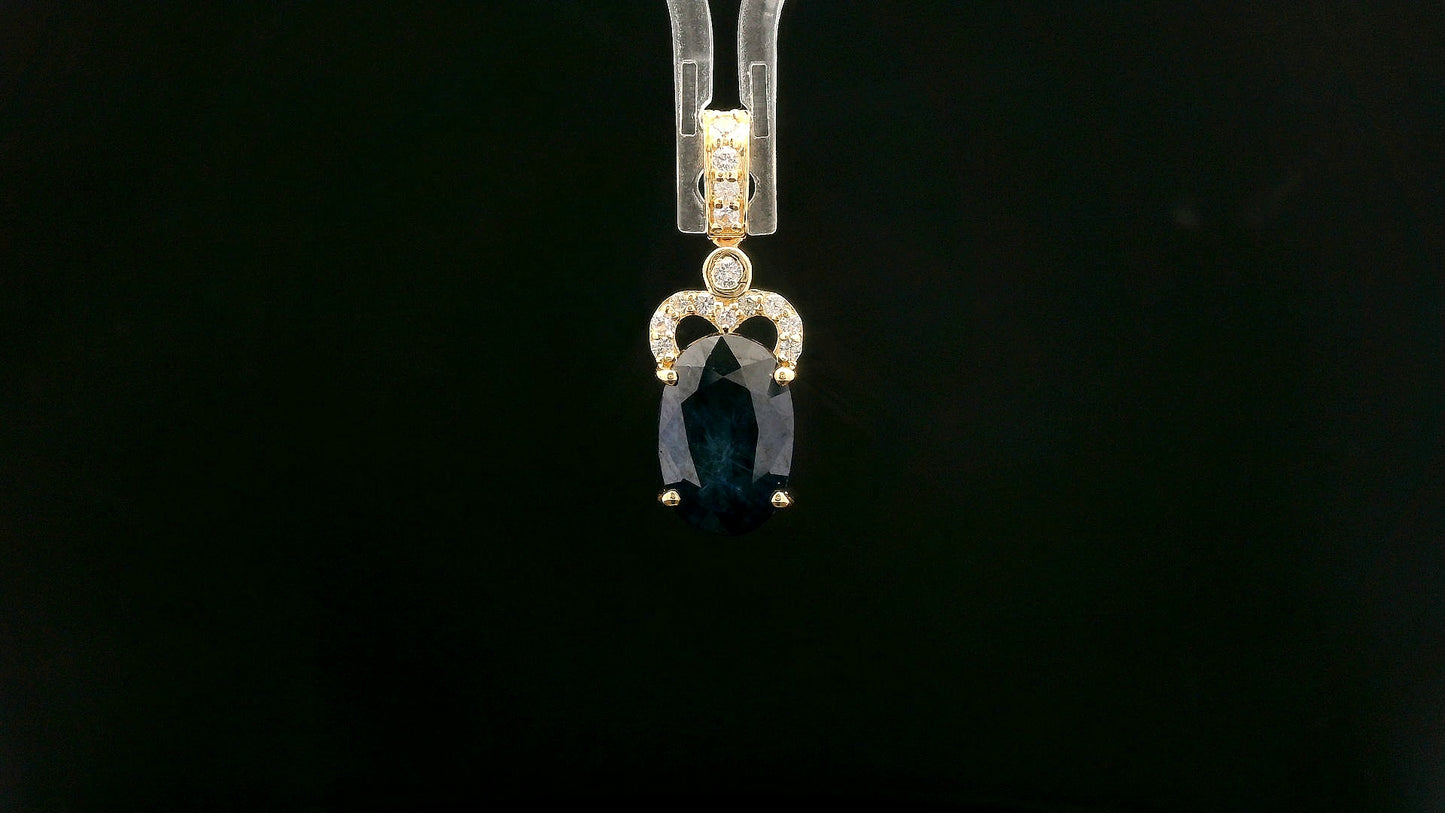 2.51 Ct Oval Mixed Cut Natural Corundum Sapphire 14K Gold Pendant