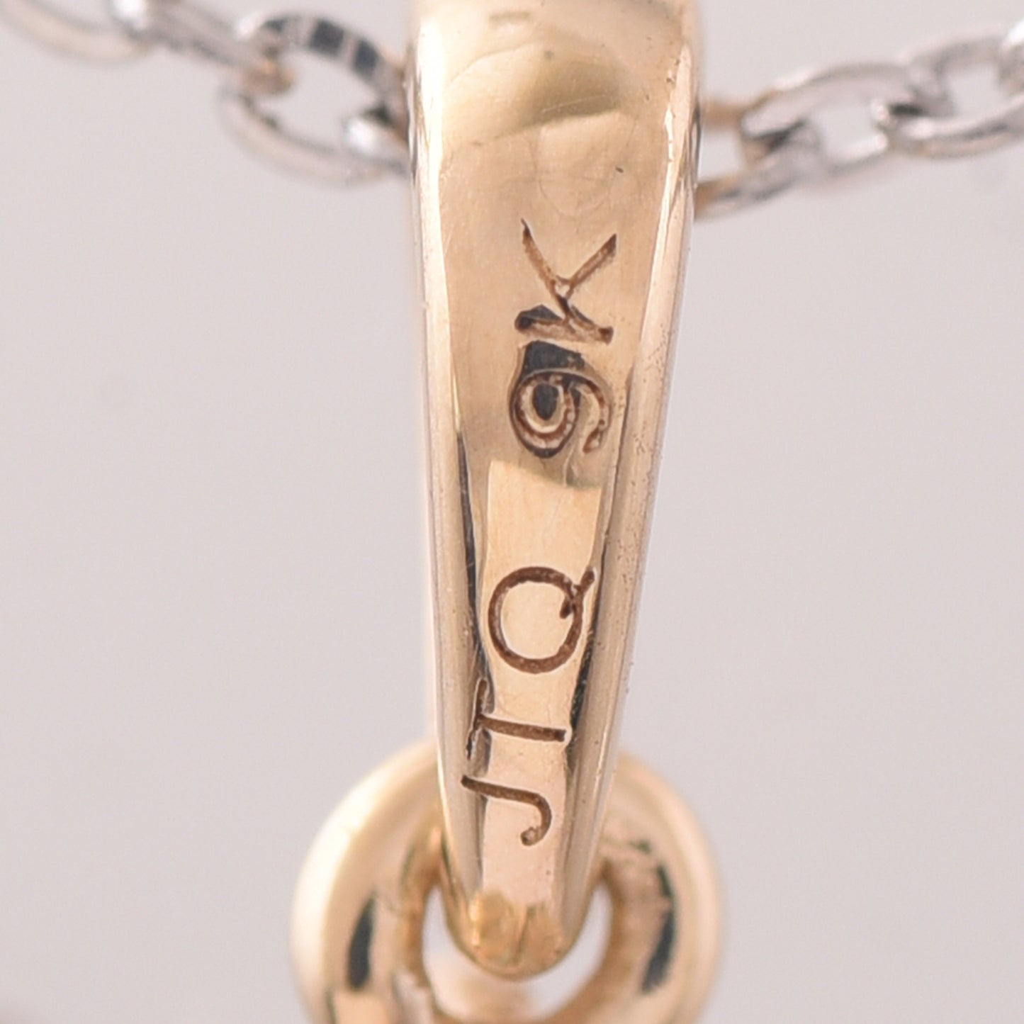 5.09 Ct Pear Aquamarine 9K Gold Pendant