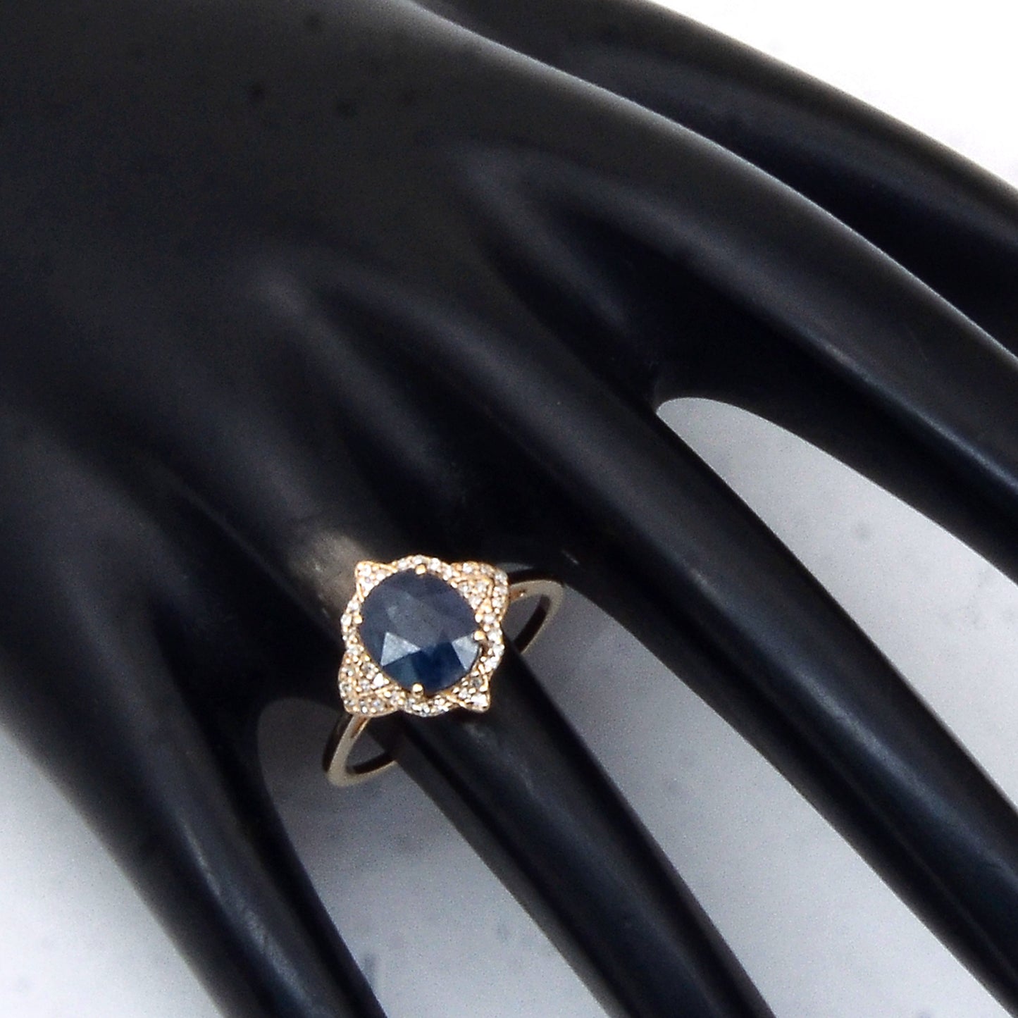 3.04 Ct Oval Mixed Cut Natural Sapphire 14K Gold Ring
