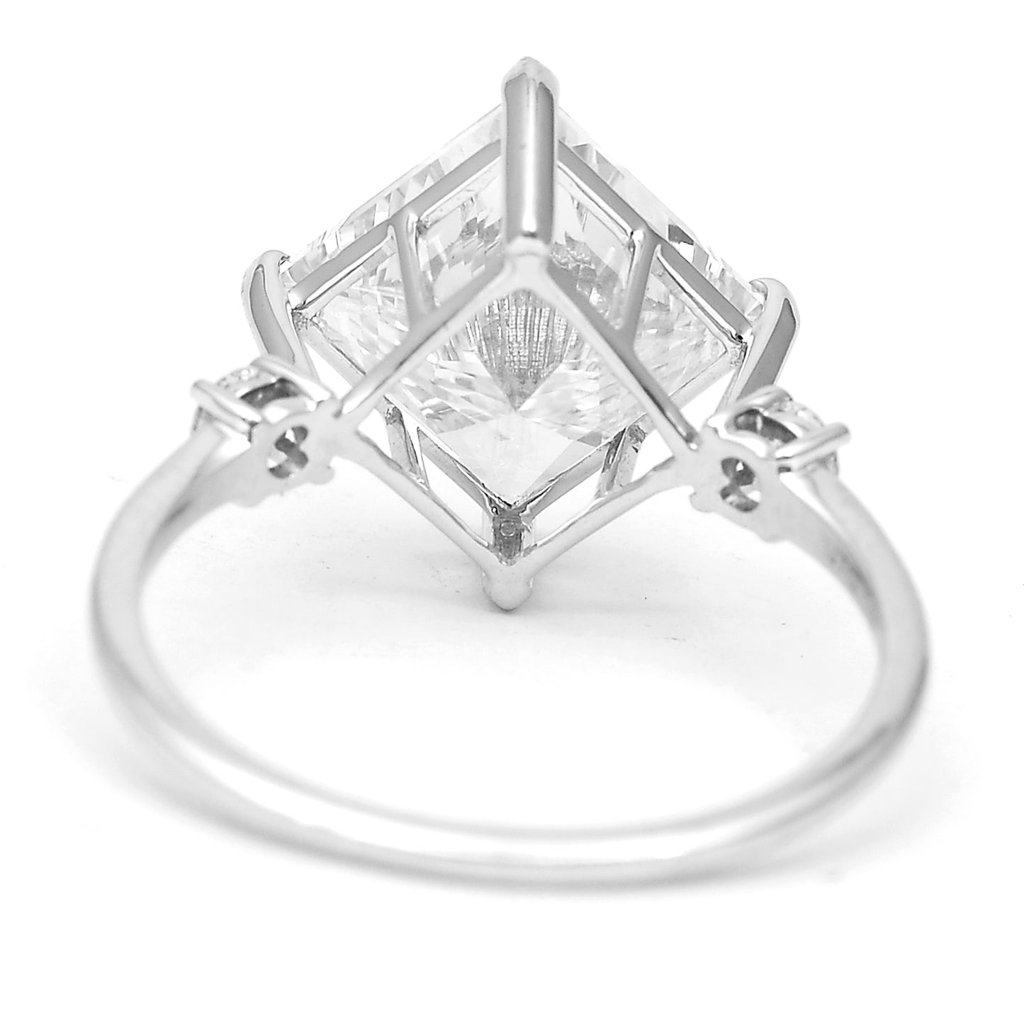 4.13 Carats Lab Grown Diamond 14K Gold Ring