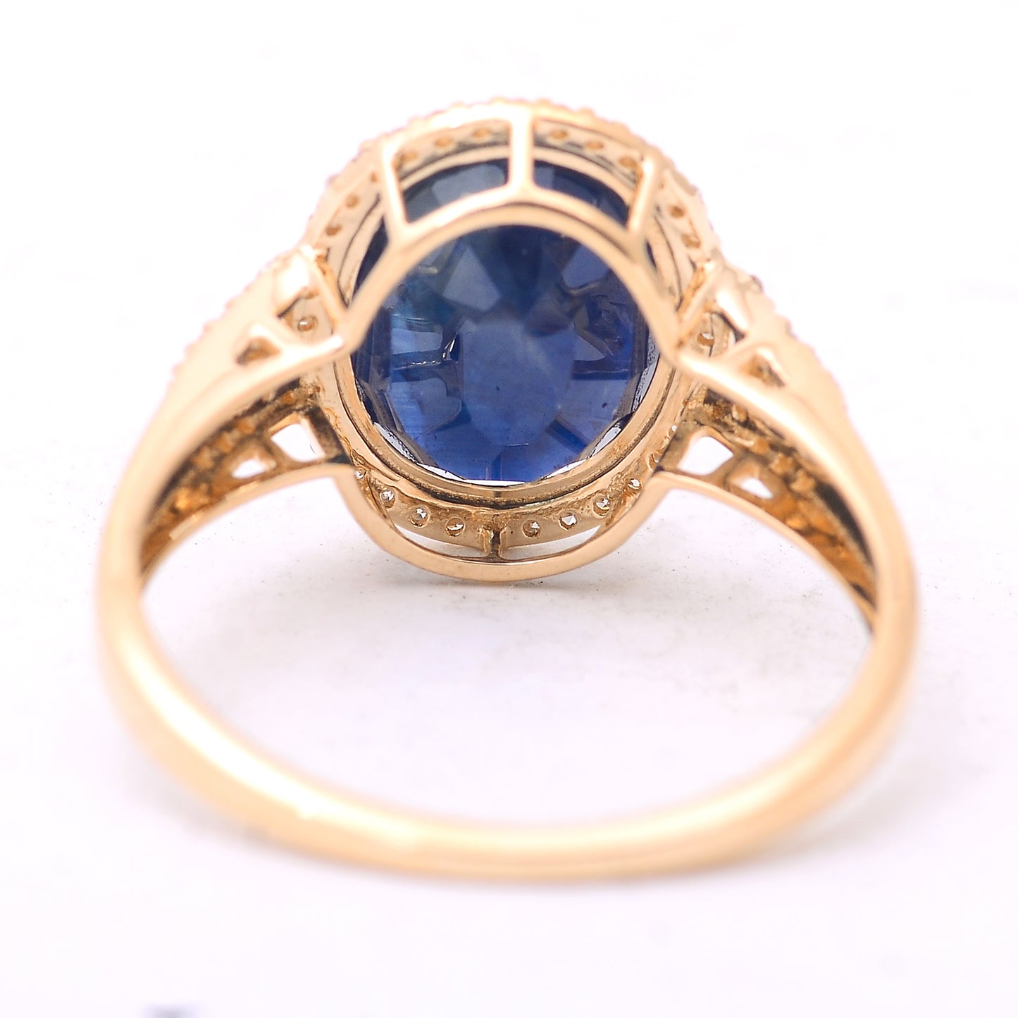 4.56 Ct Oval Mixed Cut Natural Sapphire 14K Gold Ring