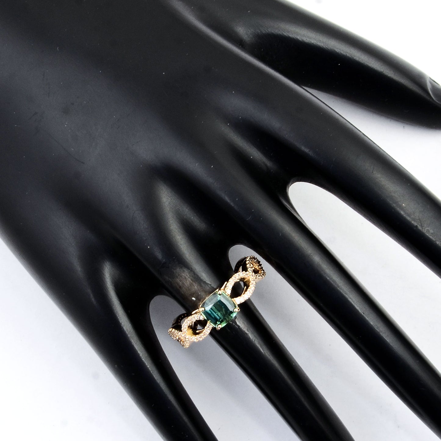 1.35 Carats Natural Tourmalines 14K Gold Ring