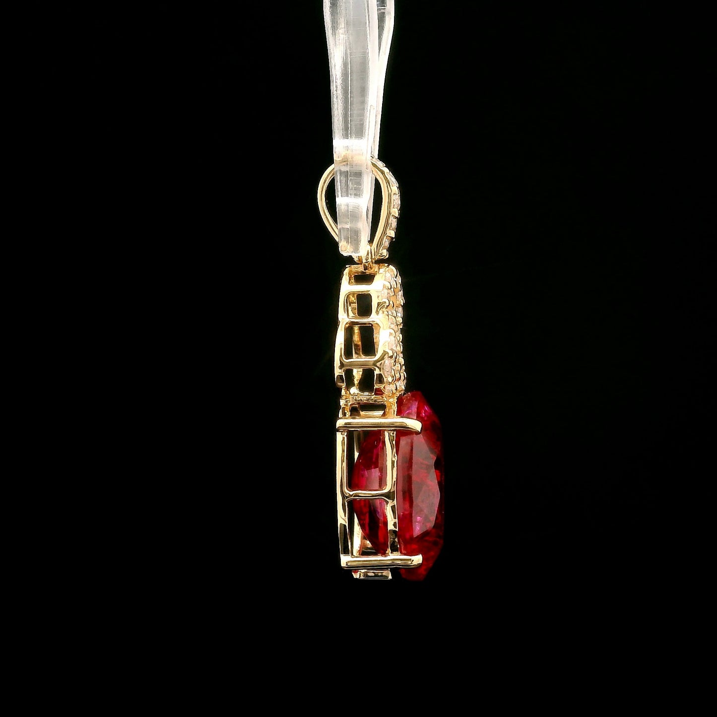 5.86 Ct Oval Mixed Cut Lab Grown Ruby 14K Gold Pendant