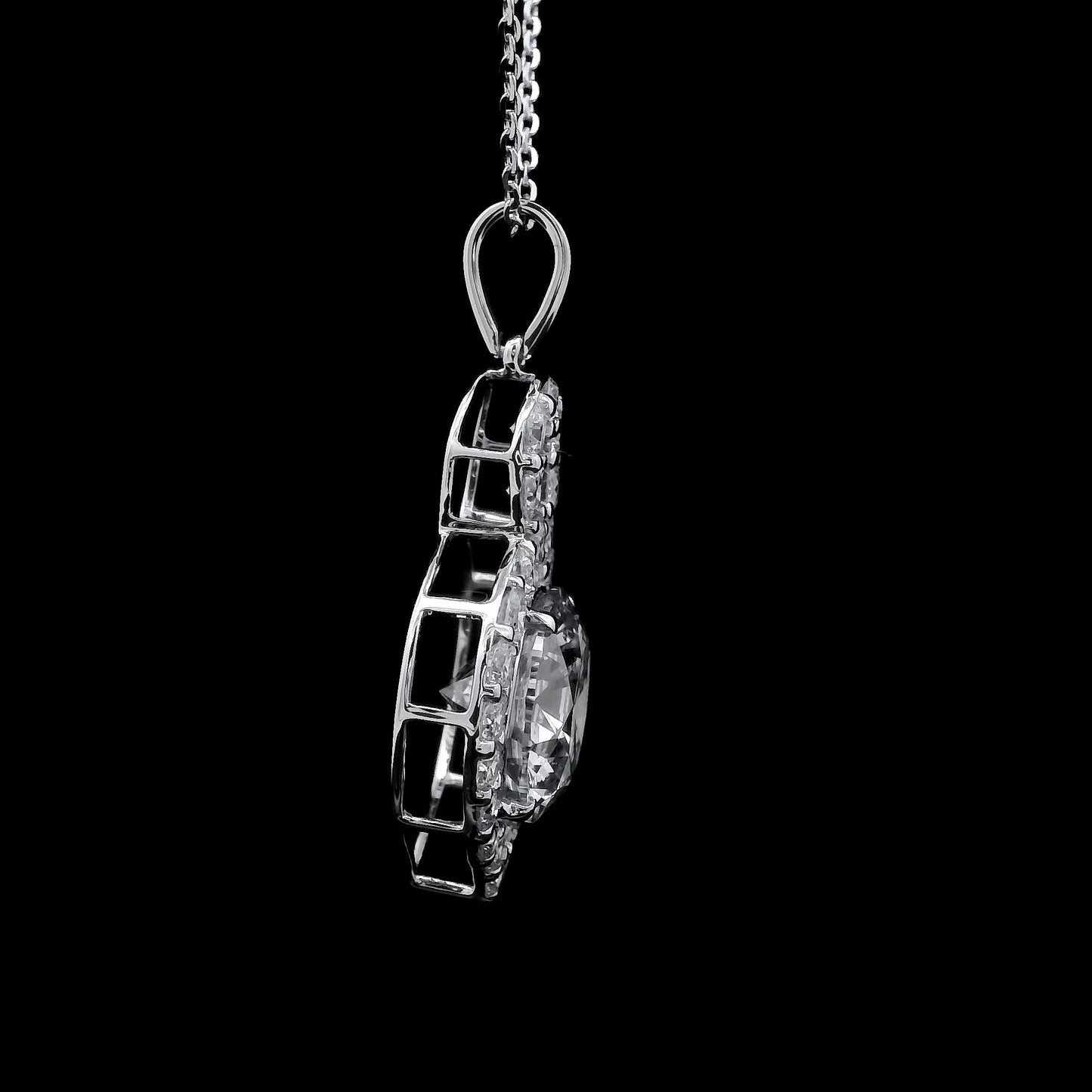3.93 Carats Lab Grown Diamond 14K Gold Pendant
