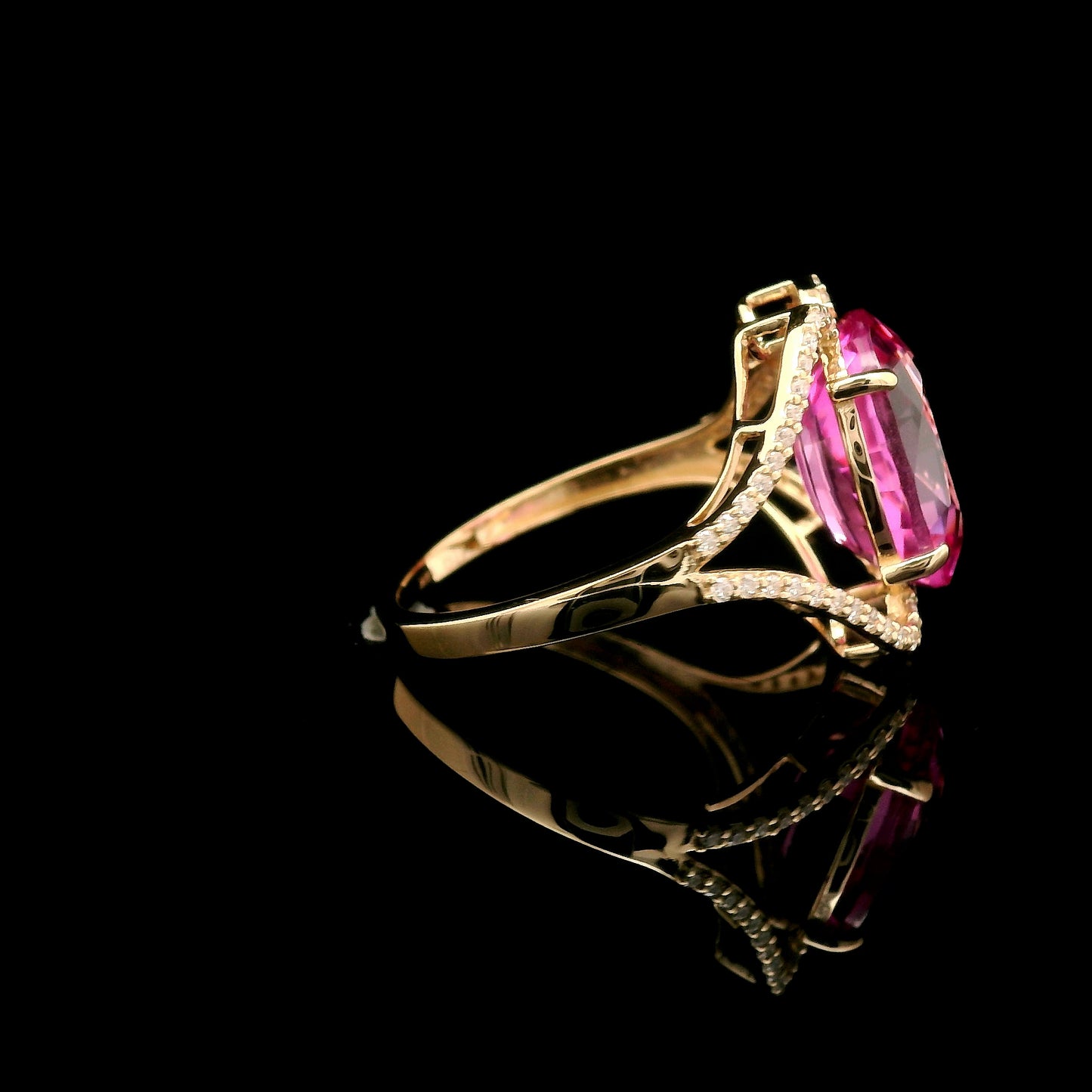 6.03 Ct Oval Mixed Cut Lab Grown Pink Sapphire 14K Gold Ring