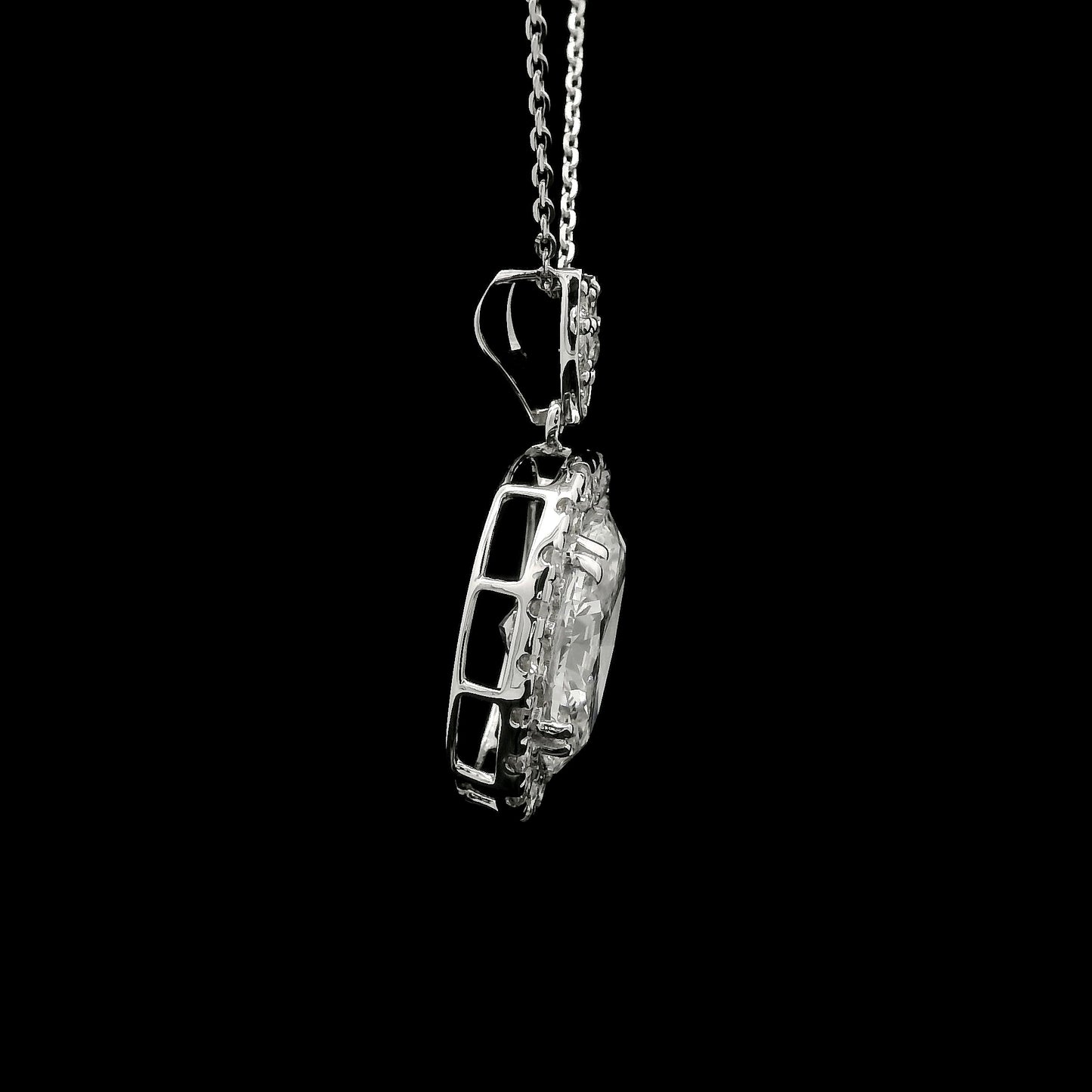 3.15 Carats Lab Grown Diamond 14K Gold Pendant