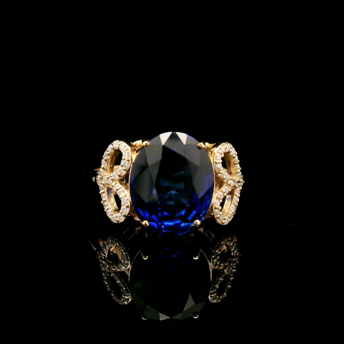 4.94 Ct Oval Mixed Cut Lab Grown Sapphire 14K Gold Ring