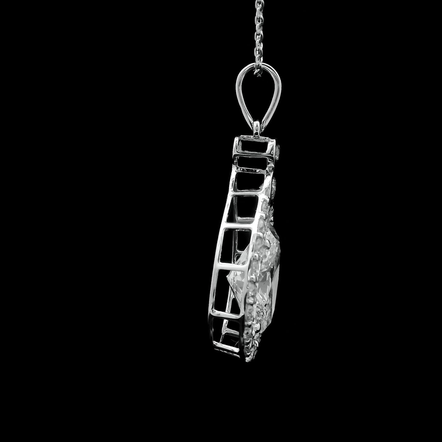 3.21 Carats Lab Grown Diamond 14K Gold Pendant