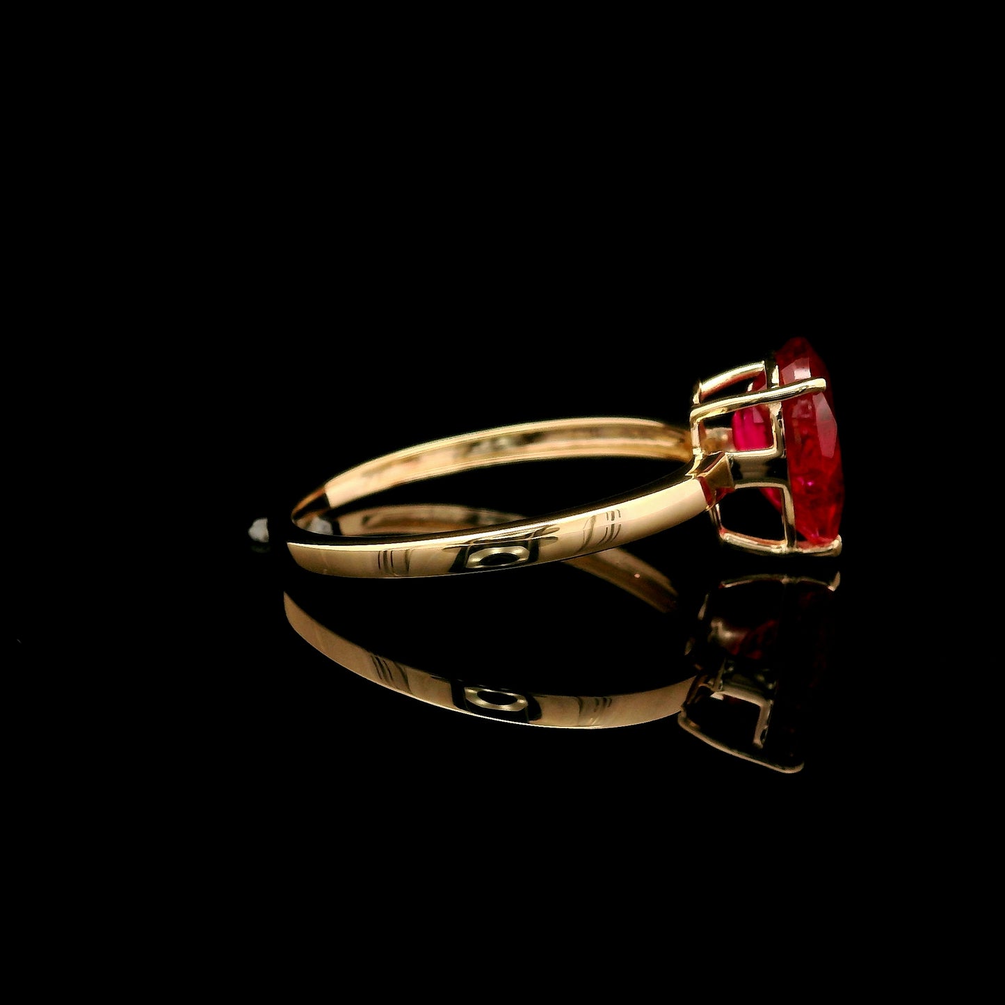 1.87 Ct Pear Mixed Cut Lab Grown Ruby 14K Gold Ring