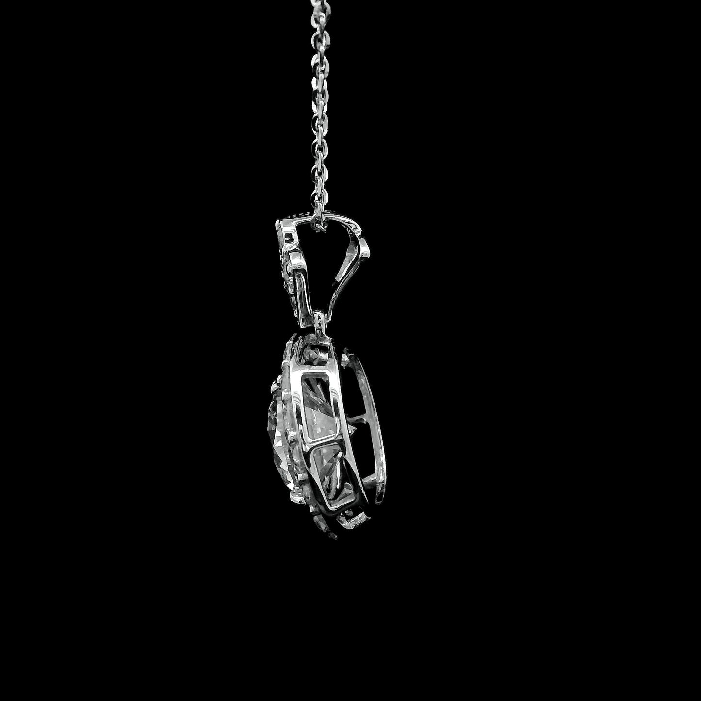 2.42 Carats Lab Grown Diamond 14K Gold Pendant