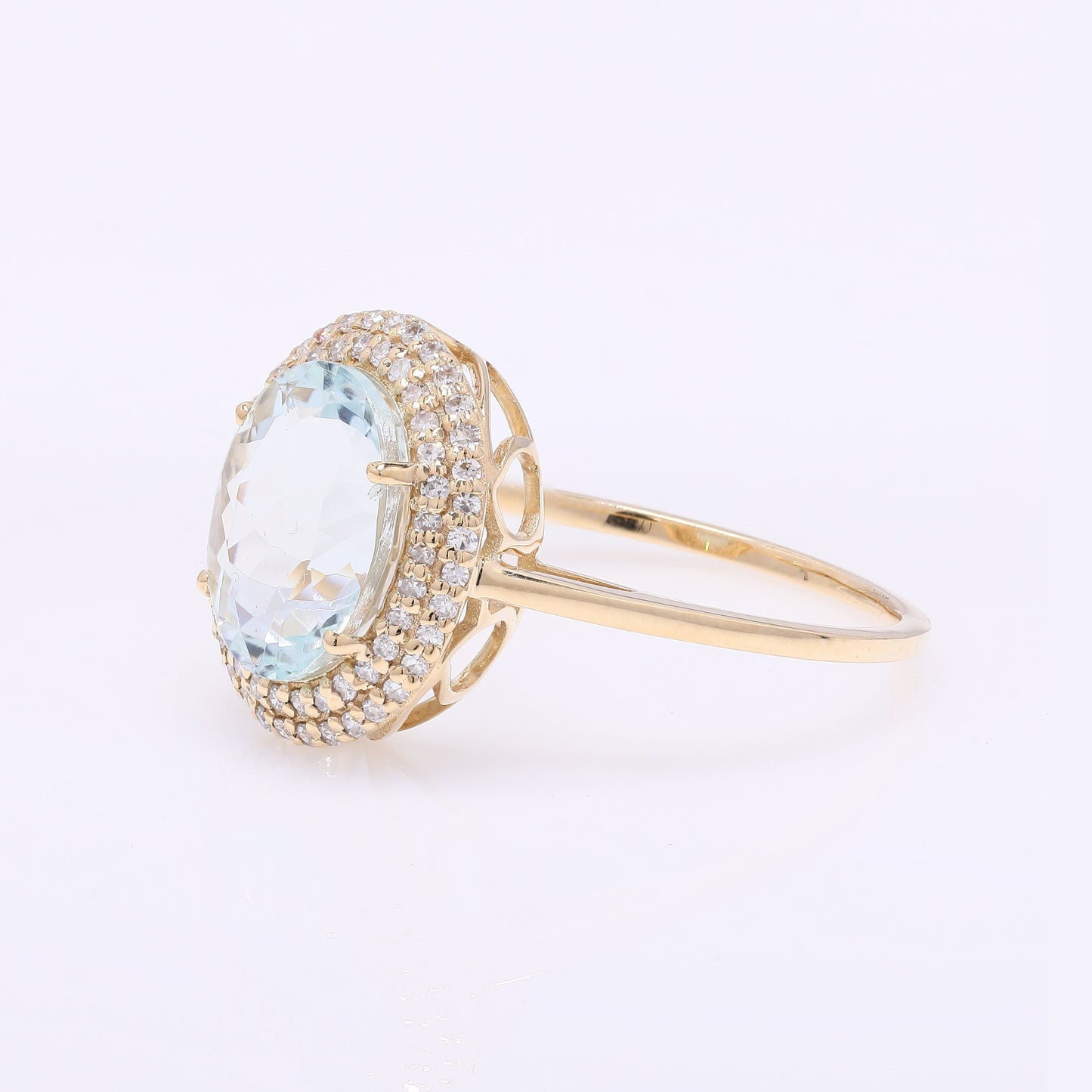 2.64 Ct Oval Mixed Cut Natural Beryl Aquamarine 14K Gold Ring