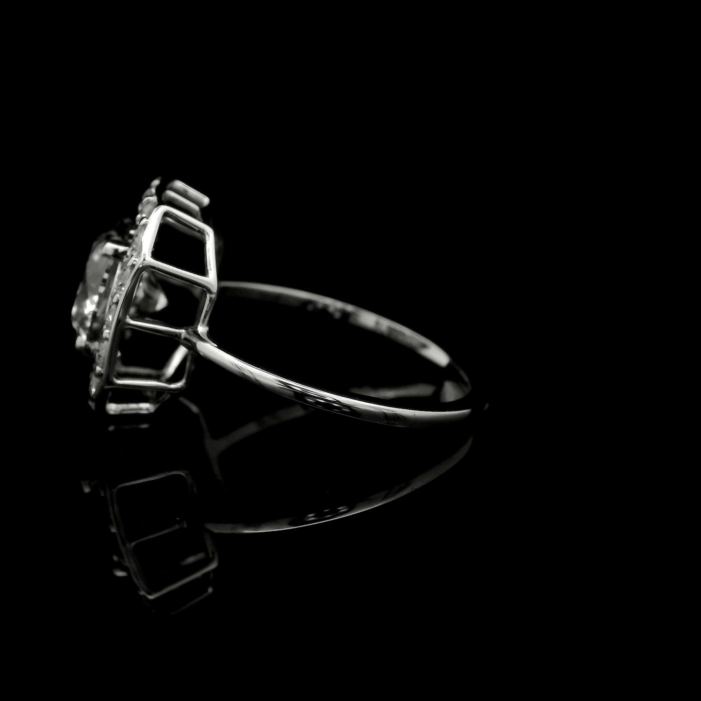 2.65 Carats Lab Grown Diamond 14K Gold Ring