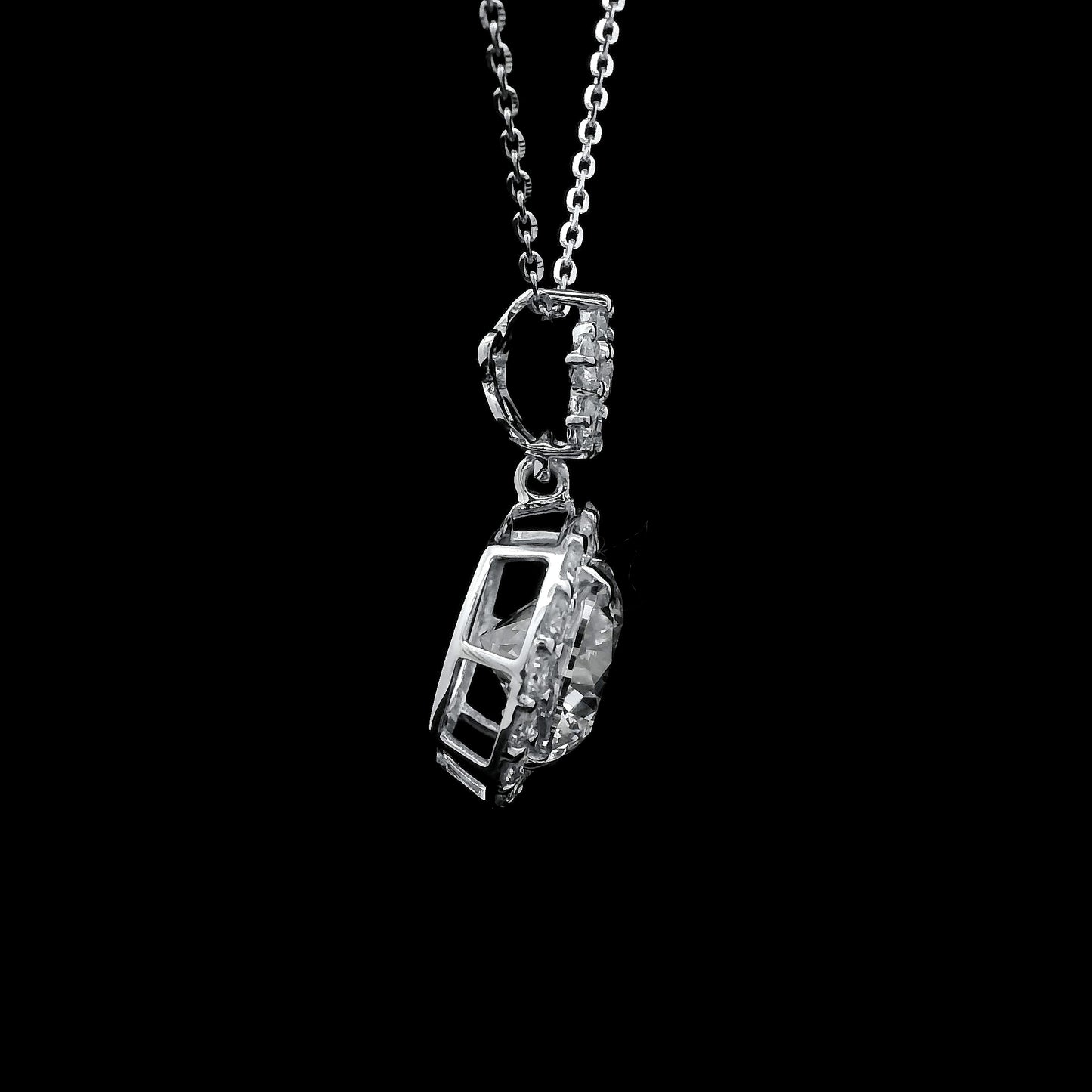 2.51 Carats Lab Grown Diamond 14K Gold Pendant