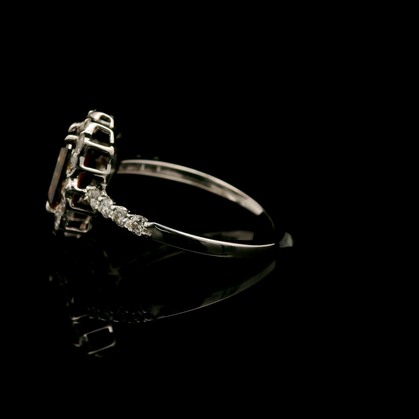 2.21 Carats Red Lab Grown Diamond 14K Gold Ring