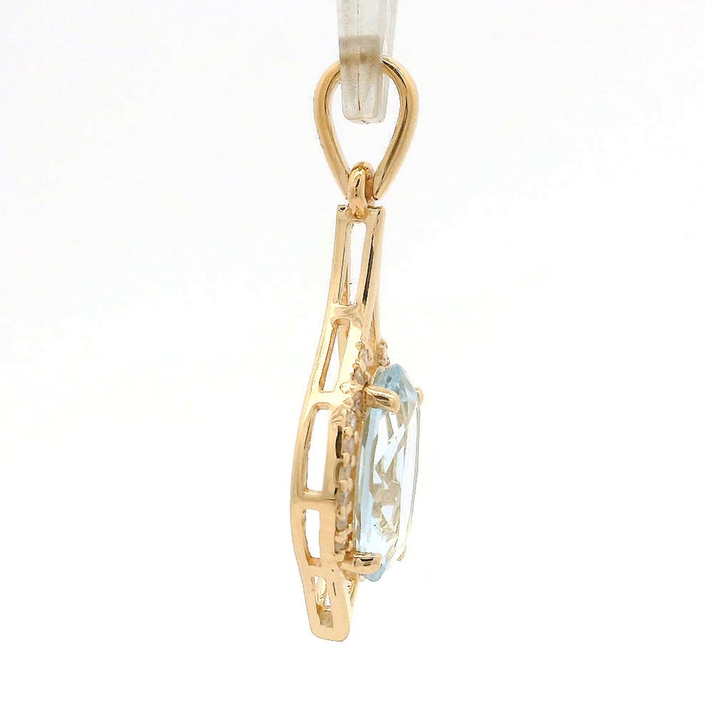 1.11 Ct Oval Aquamarine 14K Gold Pendant