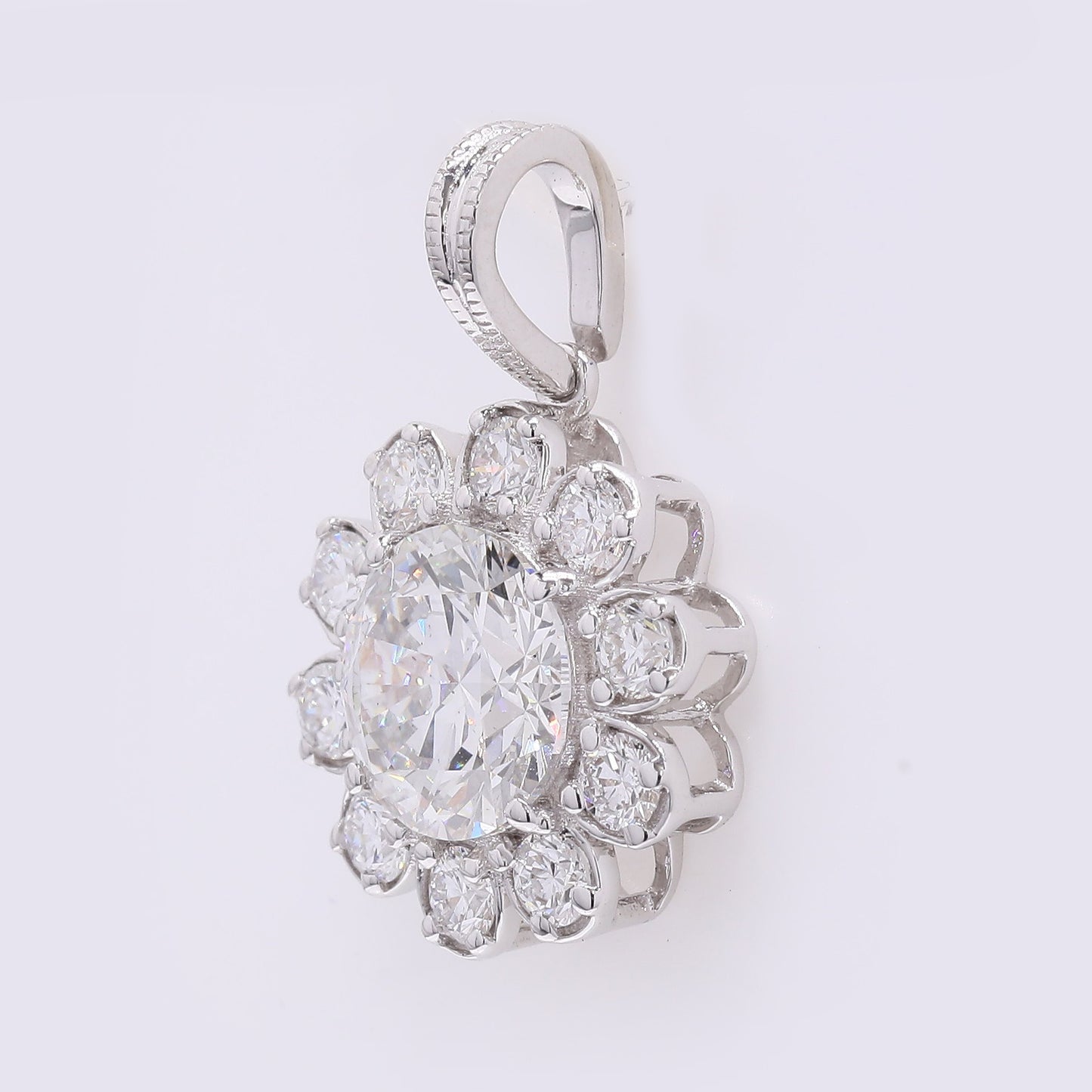 2.05 Carats Lab Grown Diamond 14K Gold Pendant