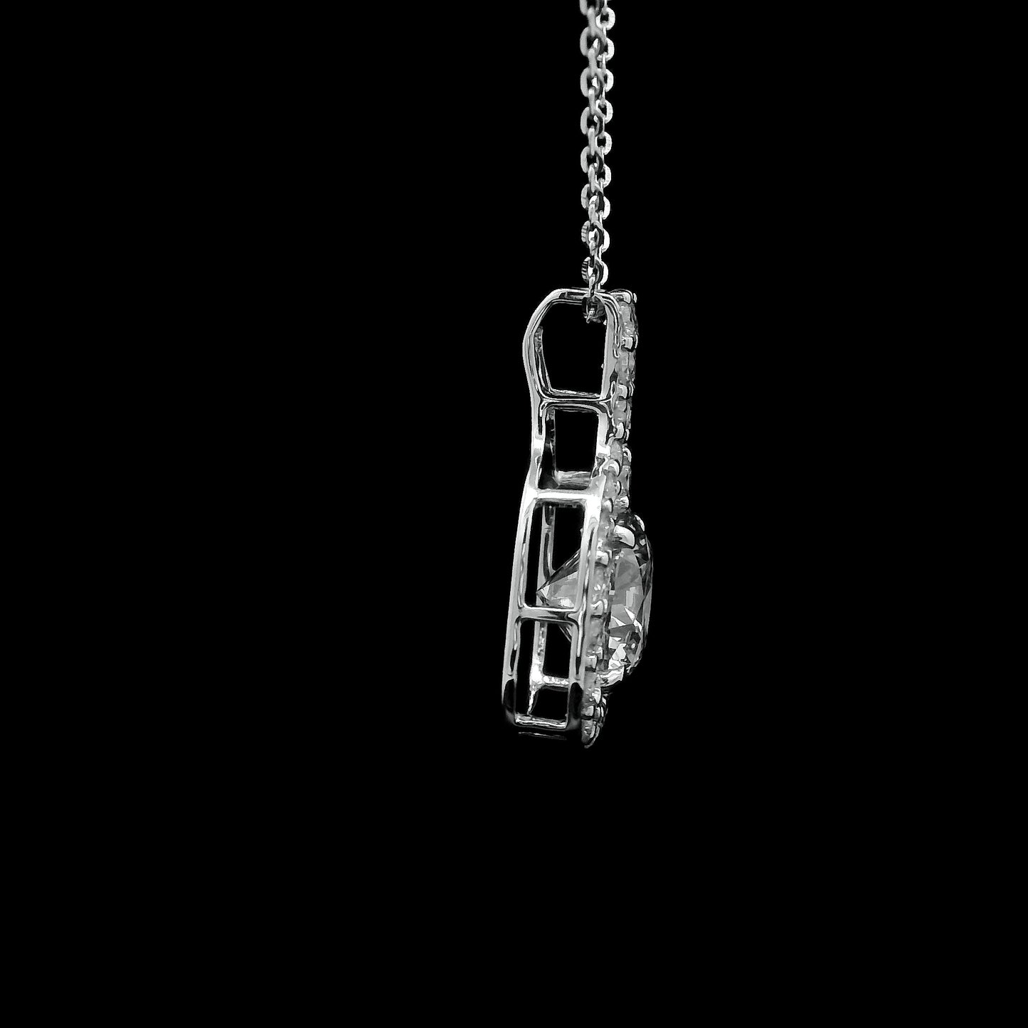 2.36 Carats Lab Grown Diamond 14K Gold Pendant