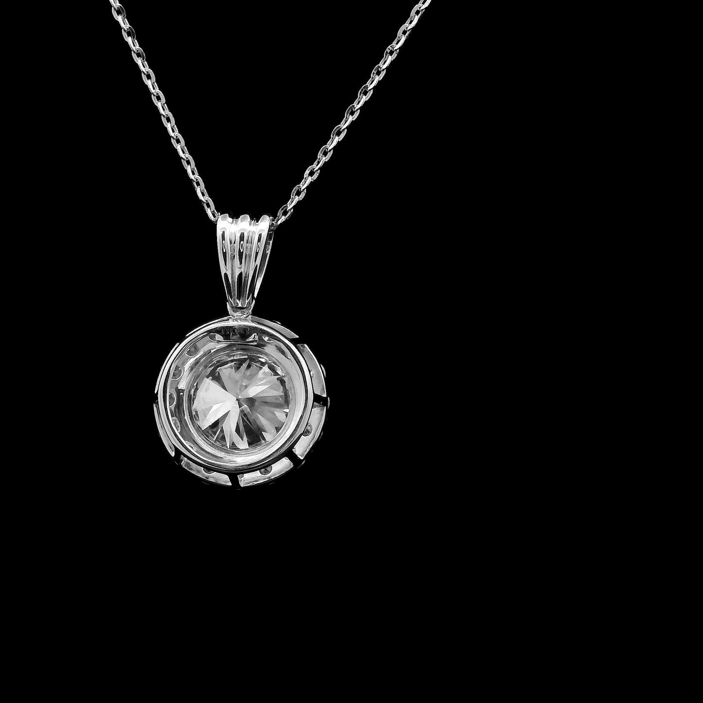 2.02 Carats Lab Grown Diamond 14K Gold Pendant