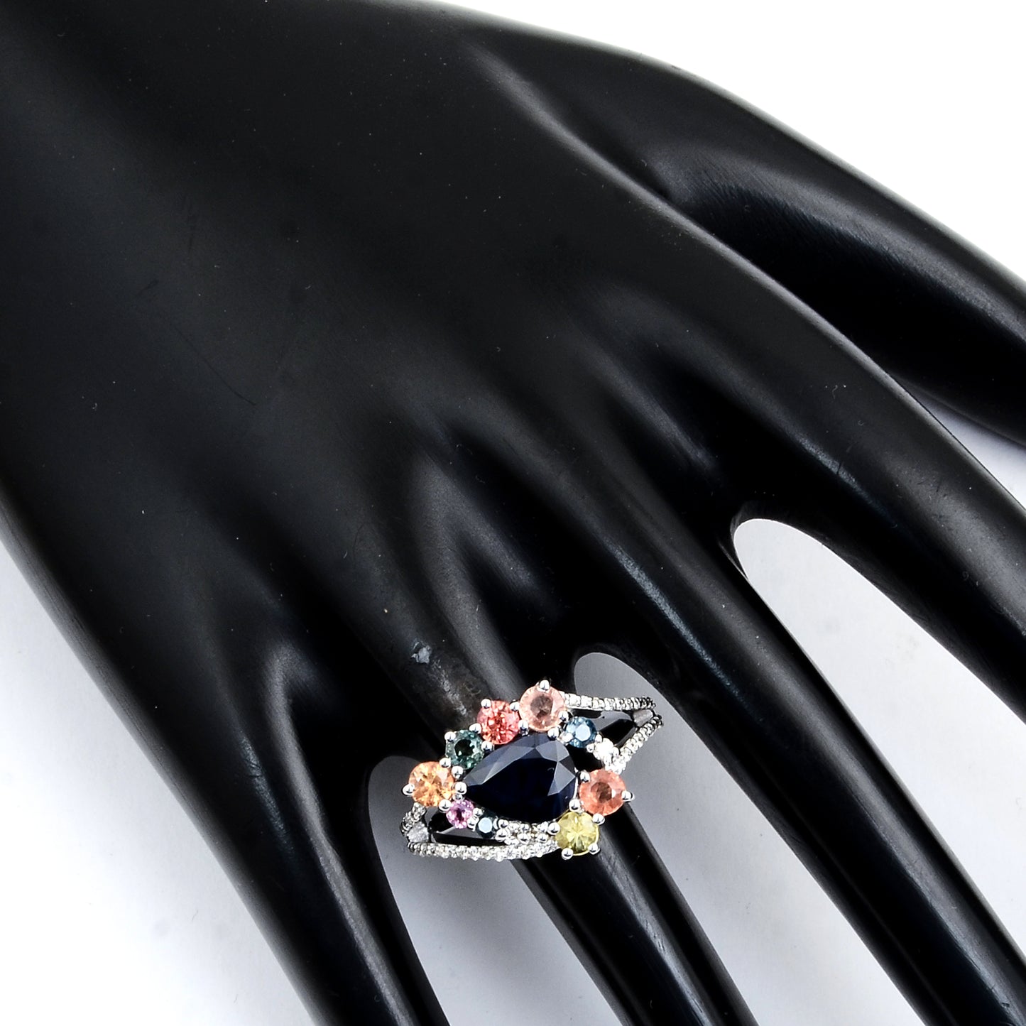 3.14 Carats Sapphire 14K Gold Ring