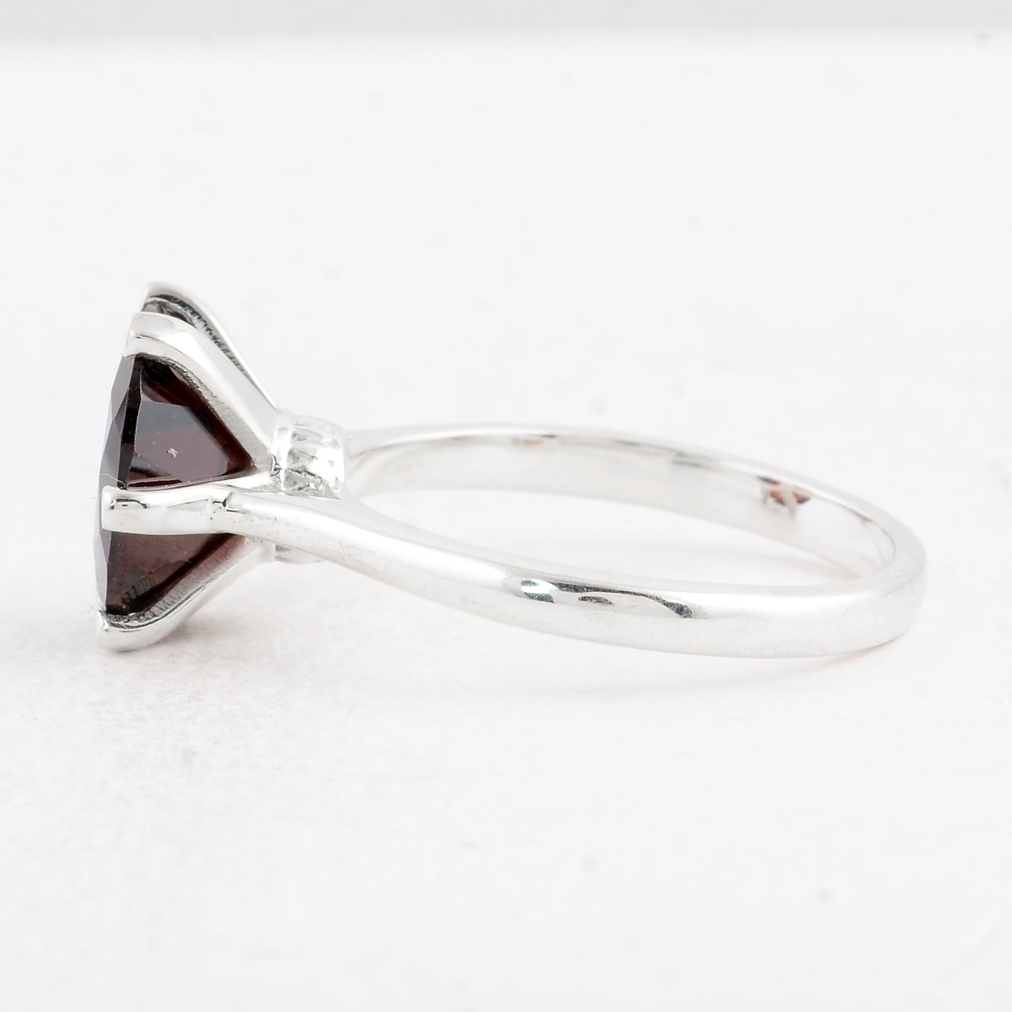 3.99 Ct Round Garnet 925 Sterling Silver Ring