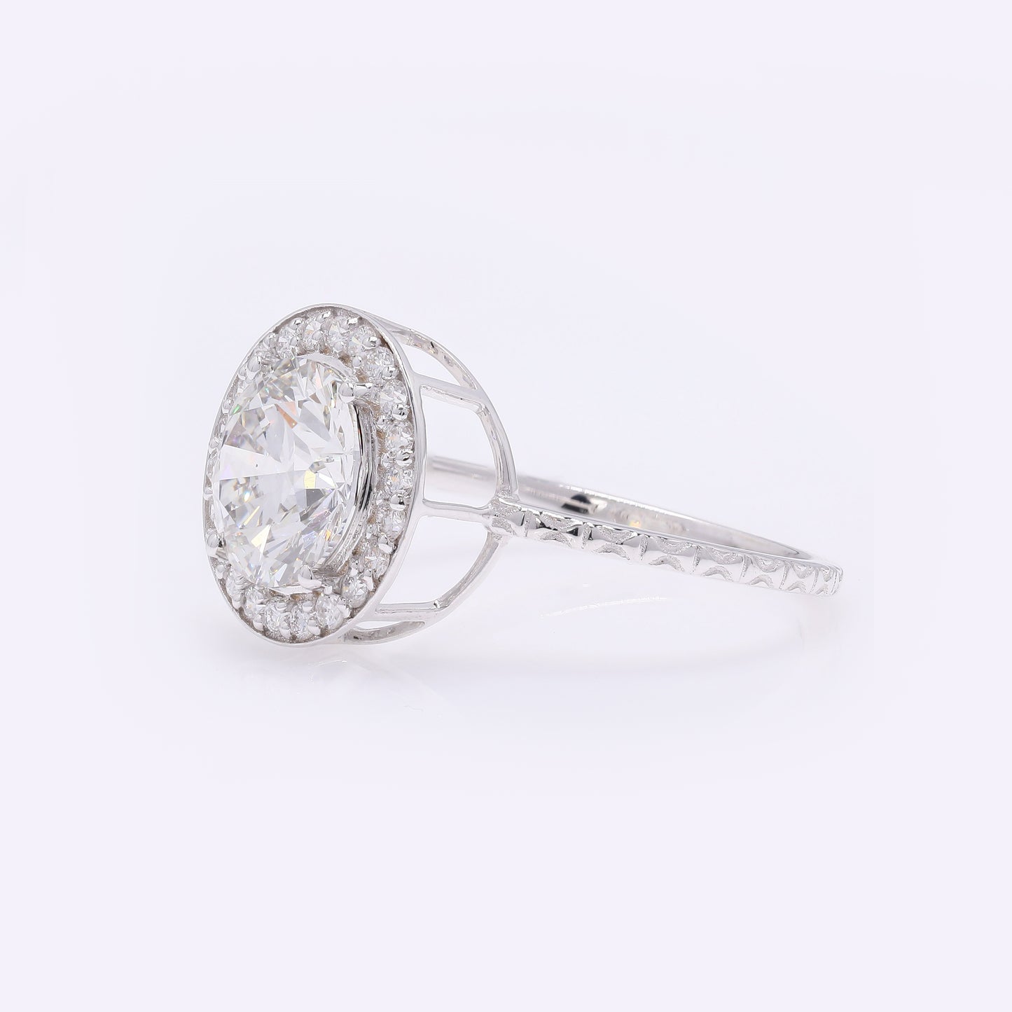 2.33 Carats Lab Grown Diamond 14K Gold Ring