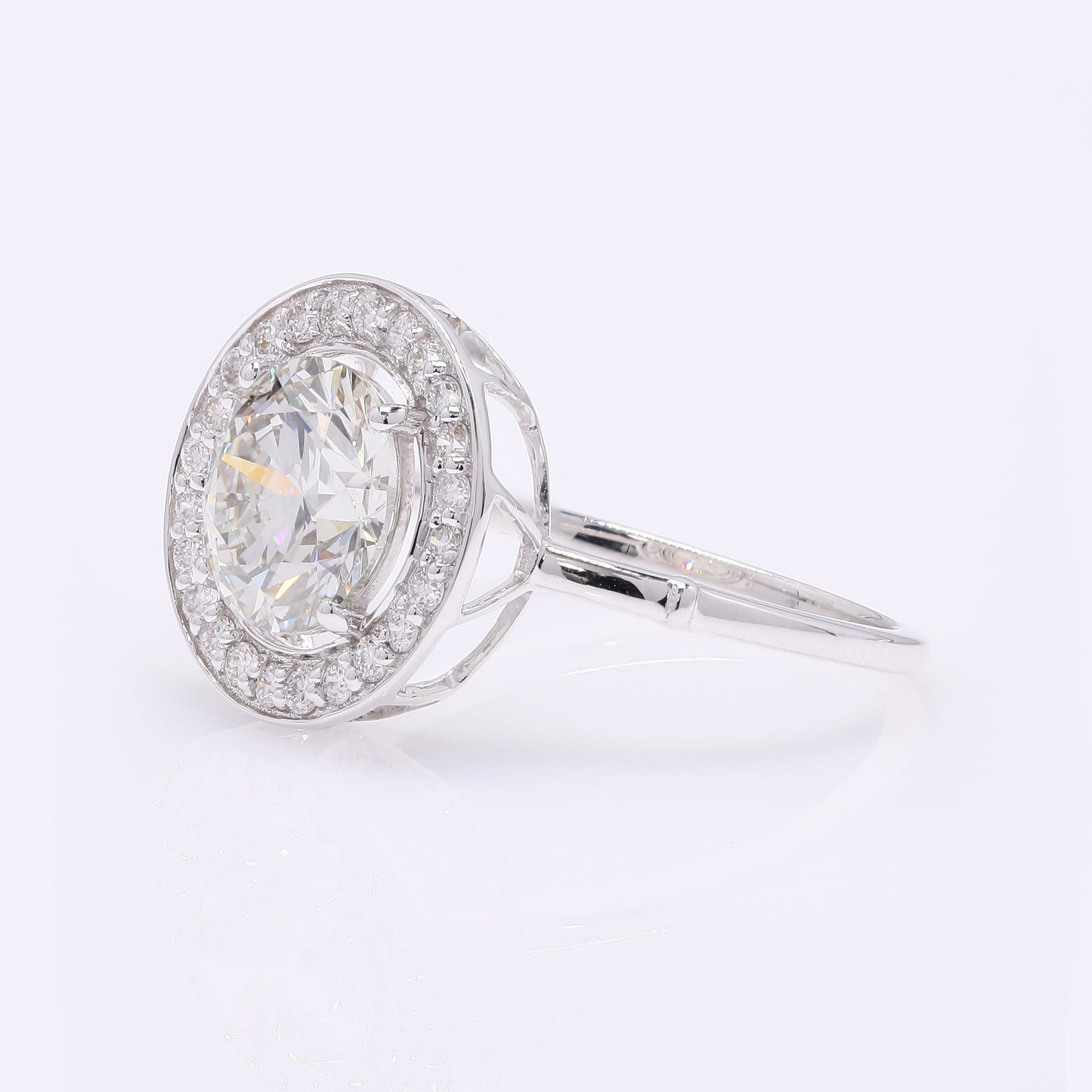 2.40 Carats Lab Grown Diamond 14K Gold Ring