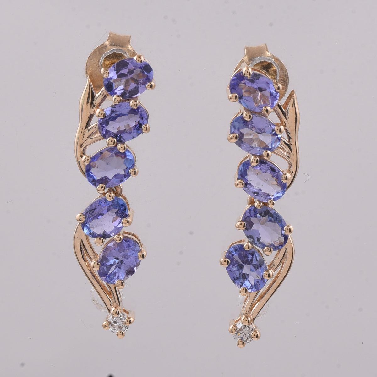 1.70 Ct Oval Natural Tanzanite 14K Gold Earrings