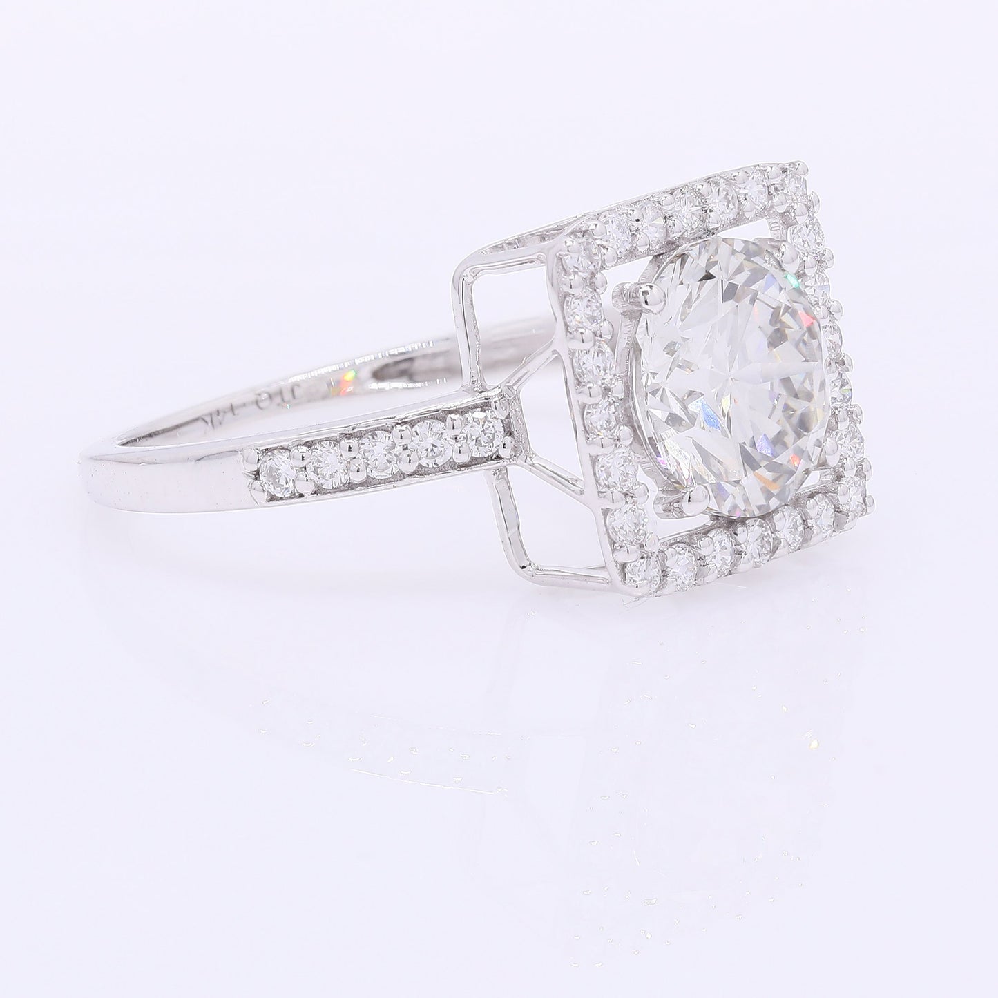 2.48 Carats Lab Grown Diamond 14K Gold Ring